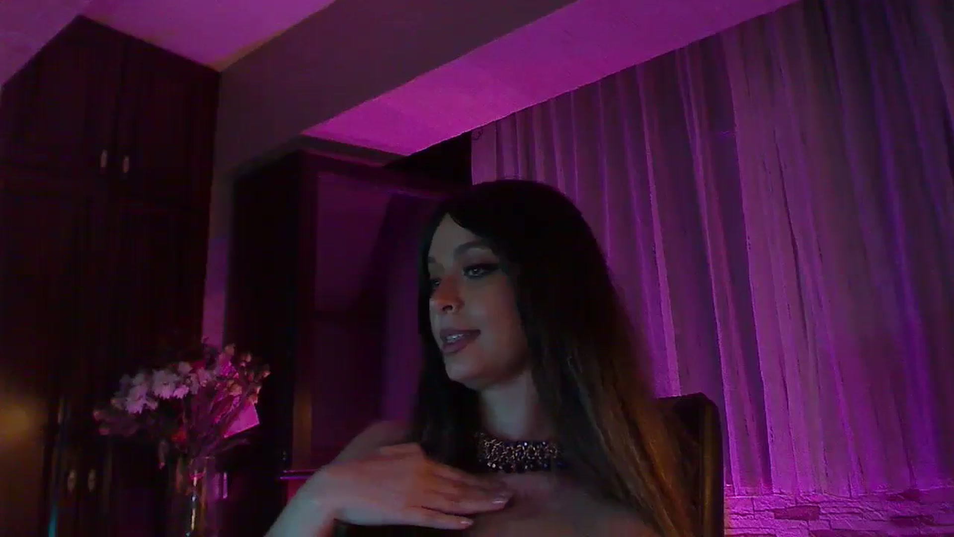 Gallery image thumbnail from No_bo_dy's myfreecams stream on, 09/22/2025, 03:39 image 13 of 20