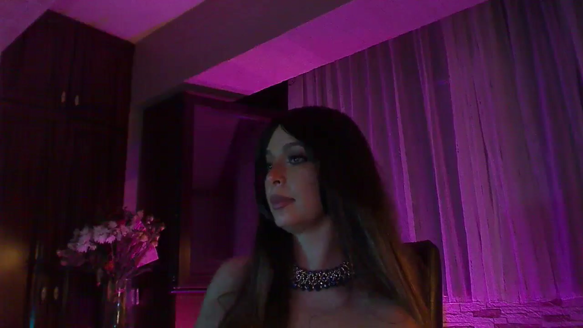 Gallery image thumbnail from No_bo_dy's myfreecams stream on, 09/22/2025, 03:39 image 9 of 20