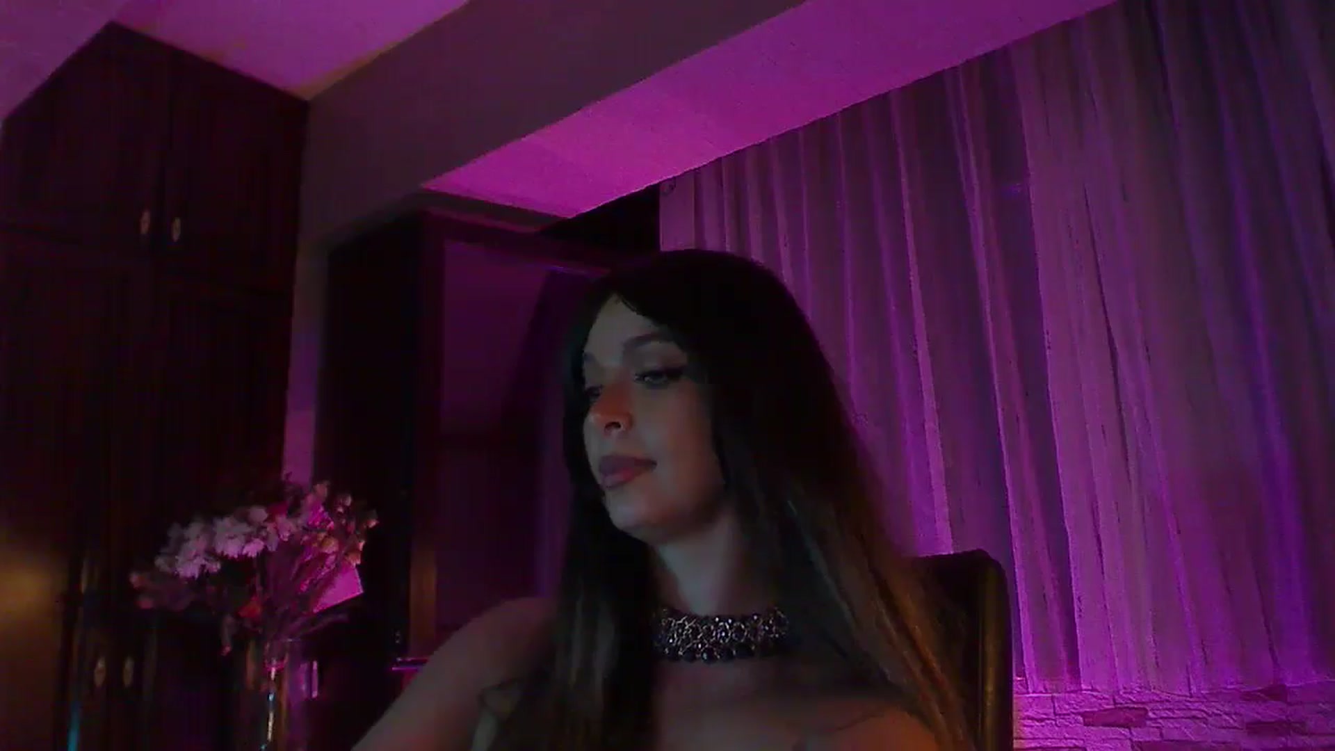 Gallery image thumbnail from No_bo_dy's myfreecams stream on, 09/22/2025, 03:39 image 14 of 20