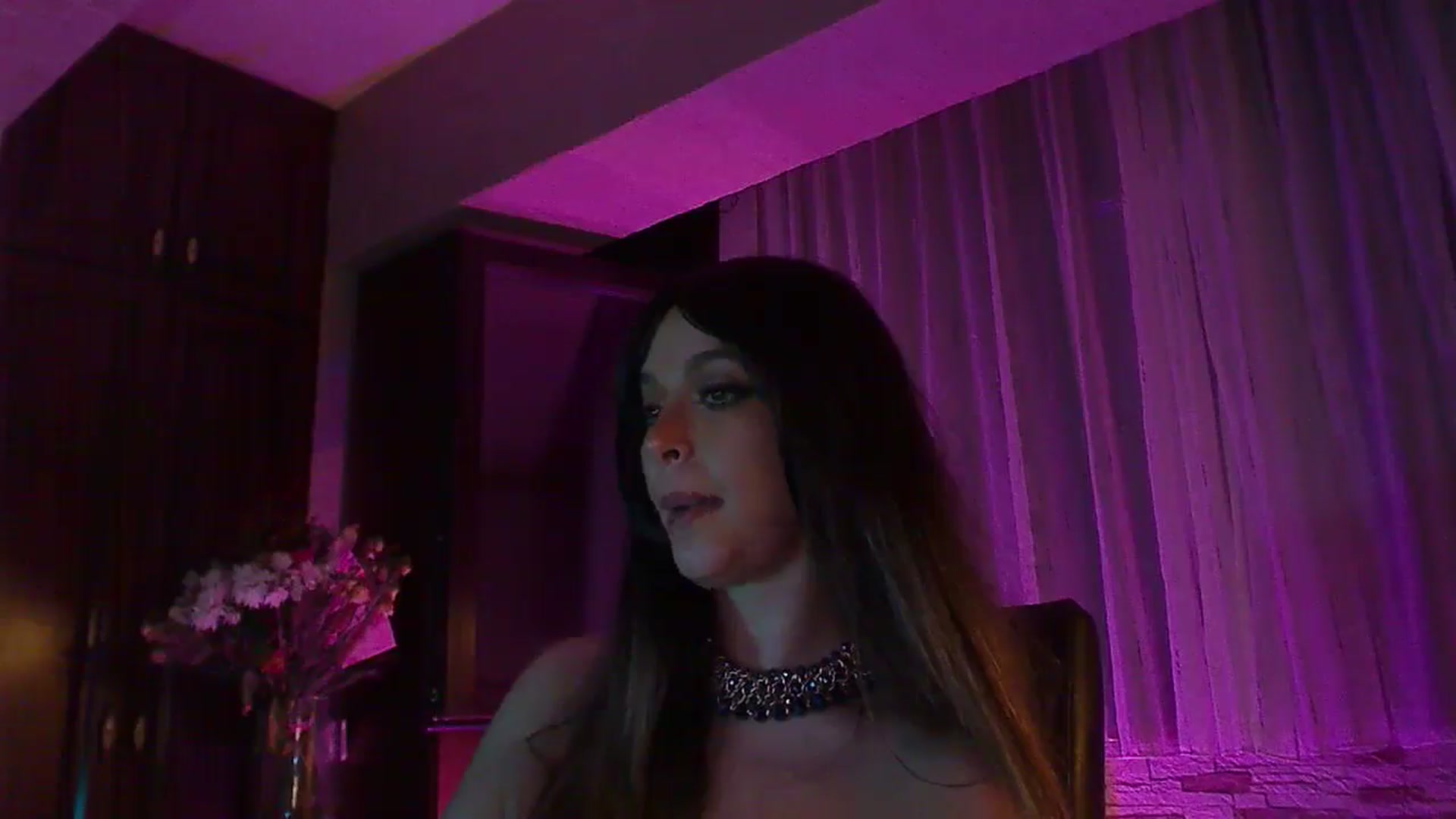 Gallery image thumbnail from No_bo_dy's myfreecams stream on, 09/22/2025, 03:39 image 7 of 20