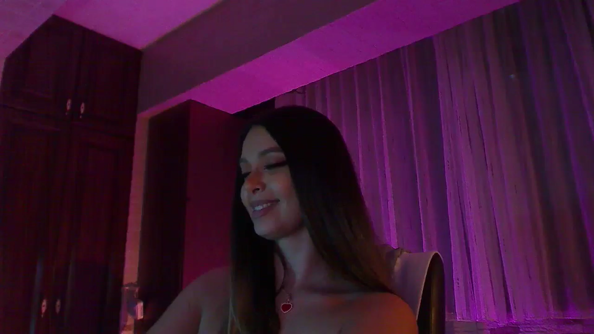 Gallery image thumbnail from No_bo_dy's myfreecams stream on, 09/27/2025, 05:17 image 20 of 20