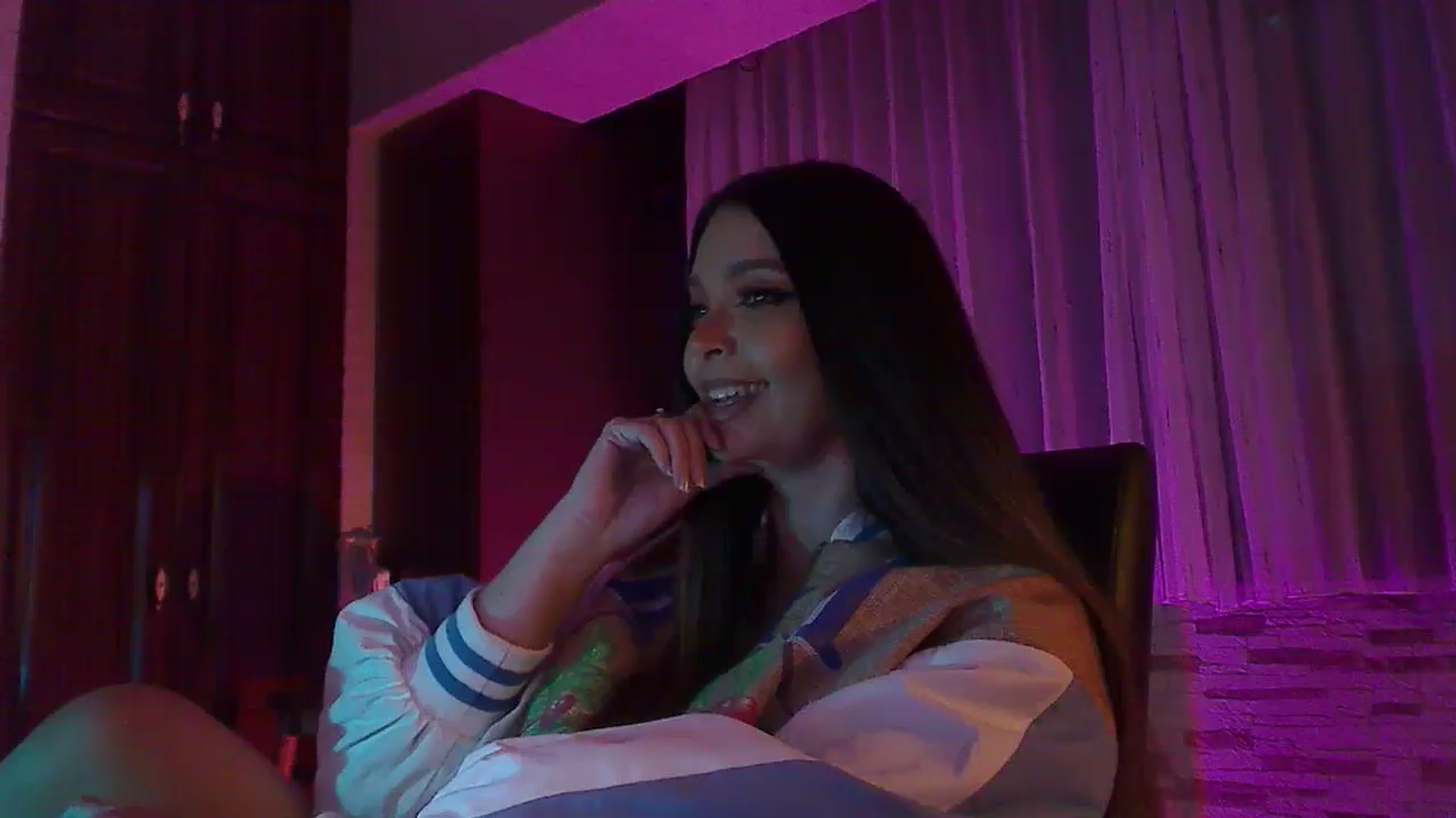 Gallery image thumbnail from No_bo_dy's myfreecams stream on, 09/27/2025, 05:17 image 3 of 20