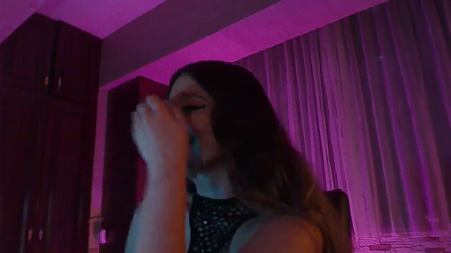 Gallery image thumbnail from No_bo_dy's myfreecams stream on, 10/06/2025, 02:26 image 3 of 20