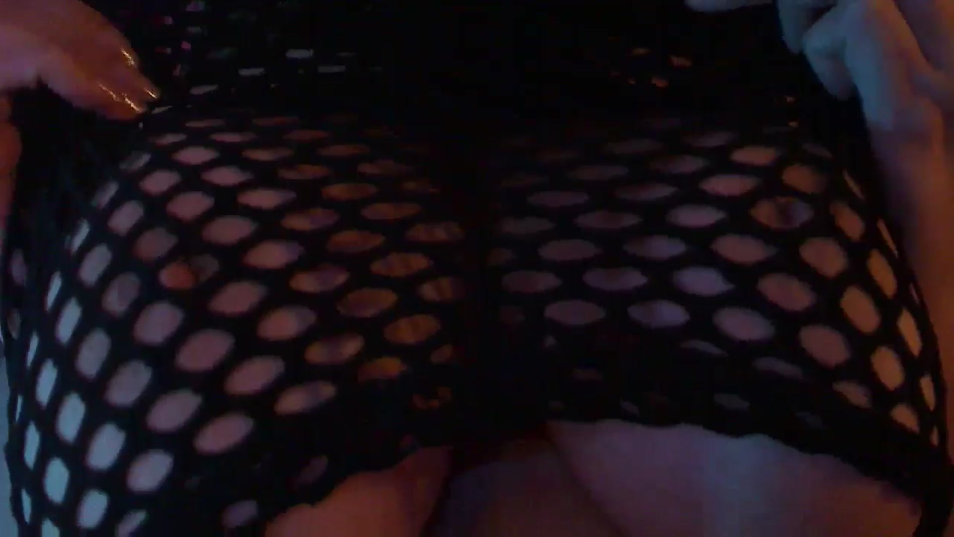 Gallery image thumbnail from No_bo_dy's myfreecams stream on, 10/06/2025, 05:03 image 18 of 20