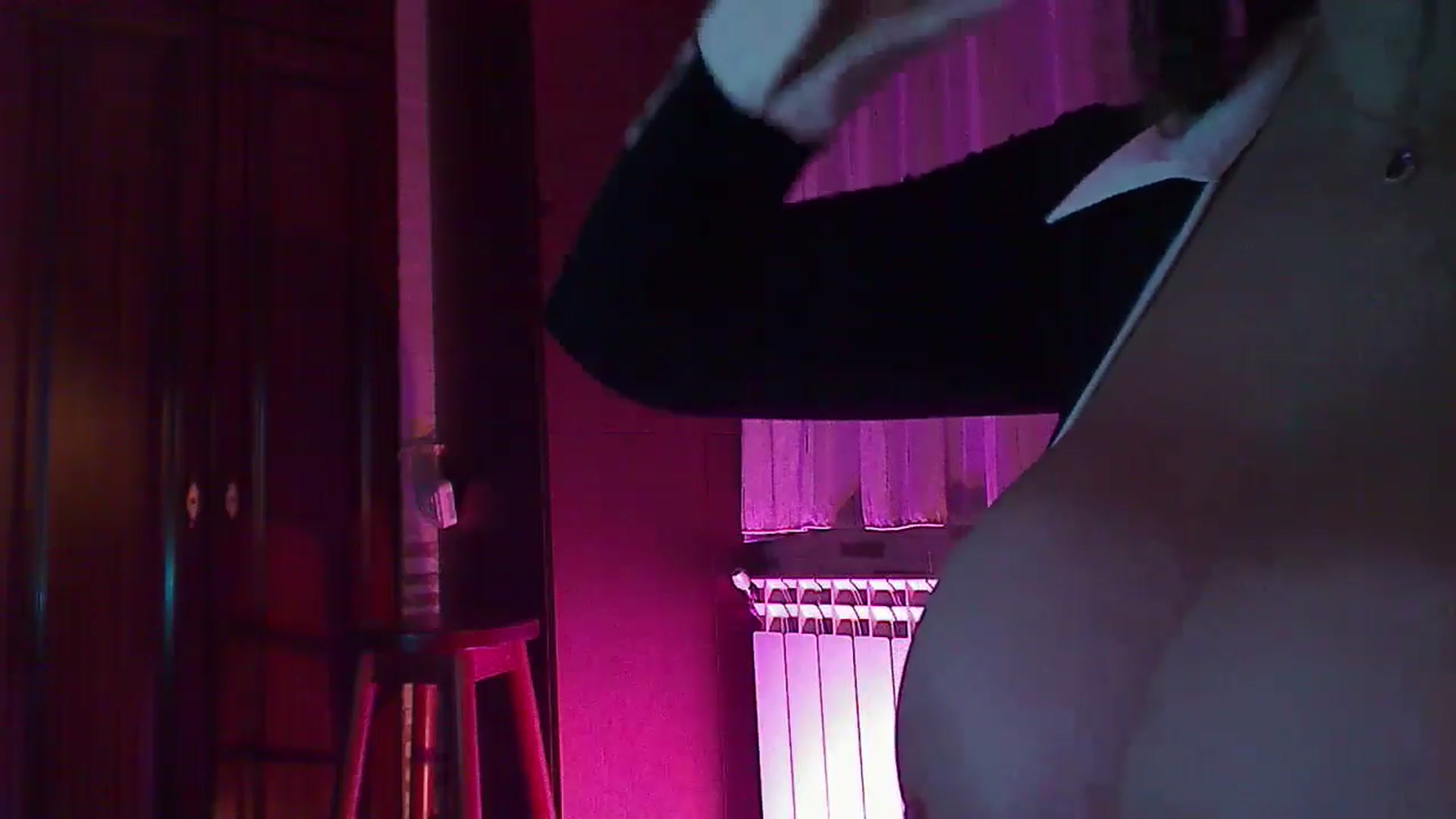 Gallery image thumbnail from No_bo_dy's myfreecams stream on, 10/13/2025, 03:57 image 10 of 20