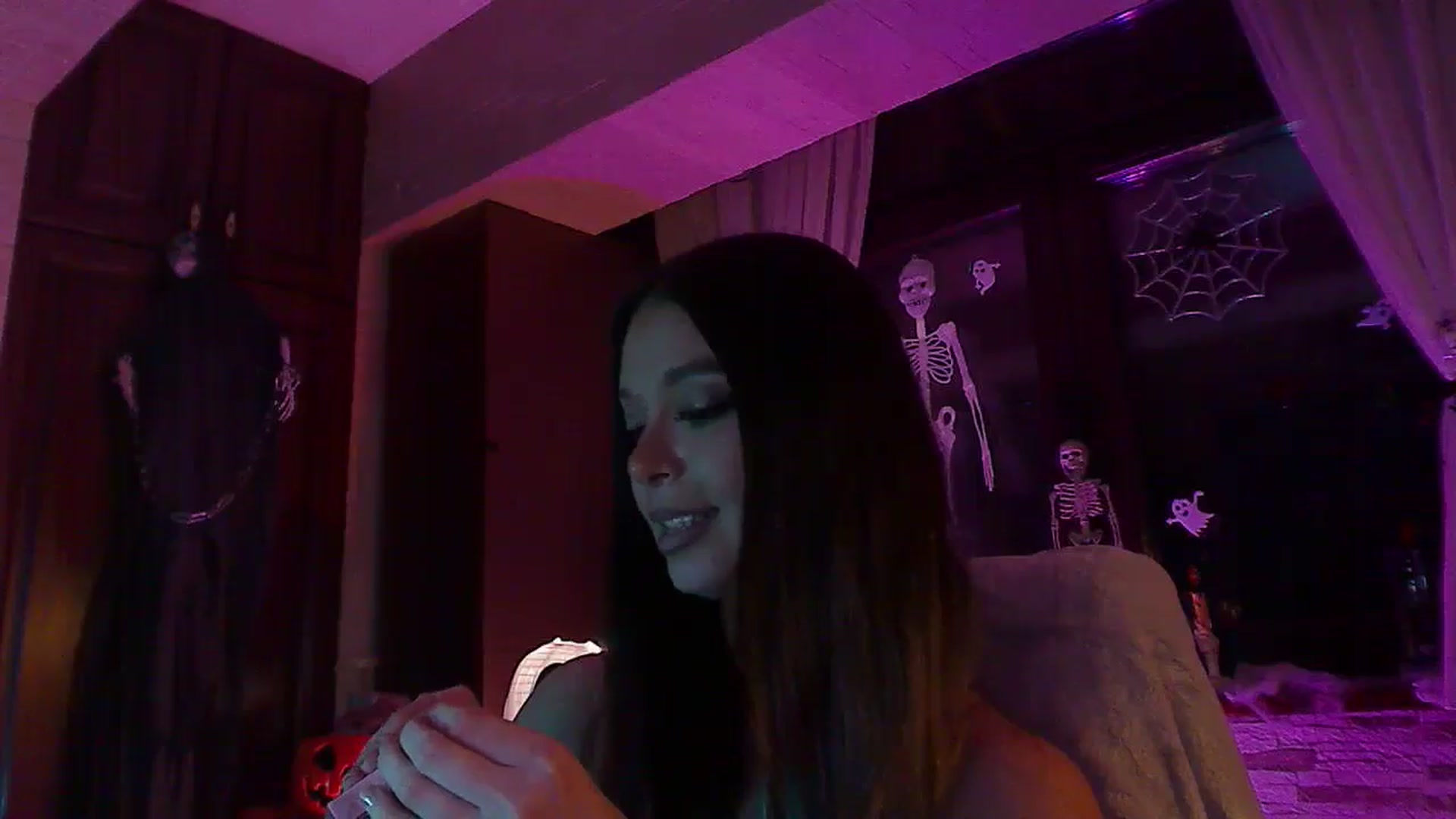 Gallery image thumbnail from No_bo_dy's myfreecams stream on, 10/26/2025, 02:53 image 10 of 20