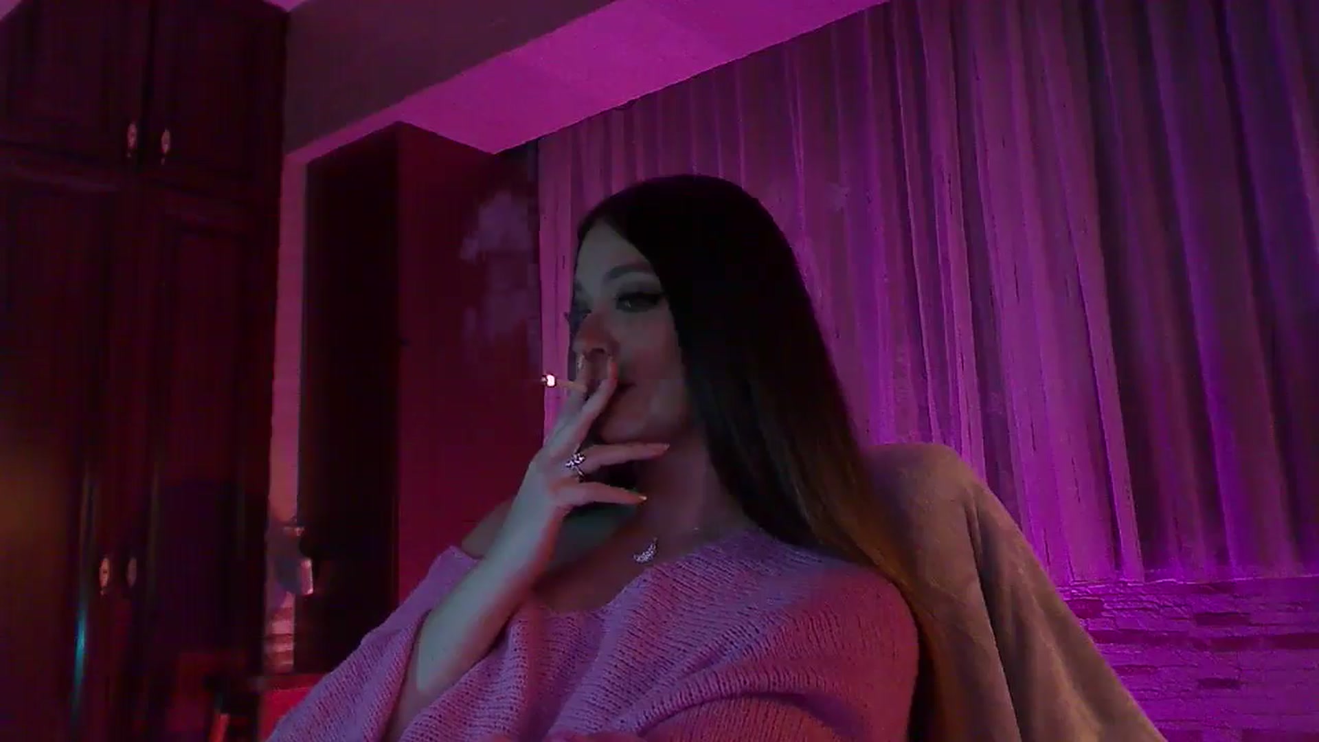 Gallery image thumbnail from No_bo_dy's myfreecams stream on, 11/02/2025, 01:23 image 18 of 20