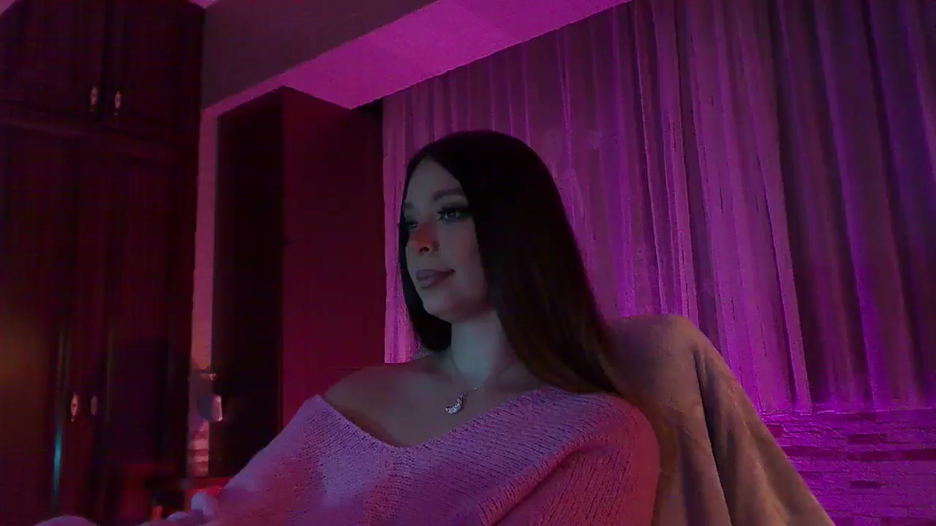 Gallery image thumbnail from No_bo_dy's myfreecams stream on, 11/02/2025, 01:23 image 1 of 20