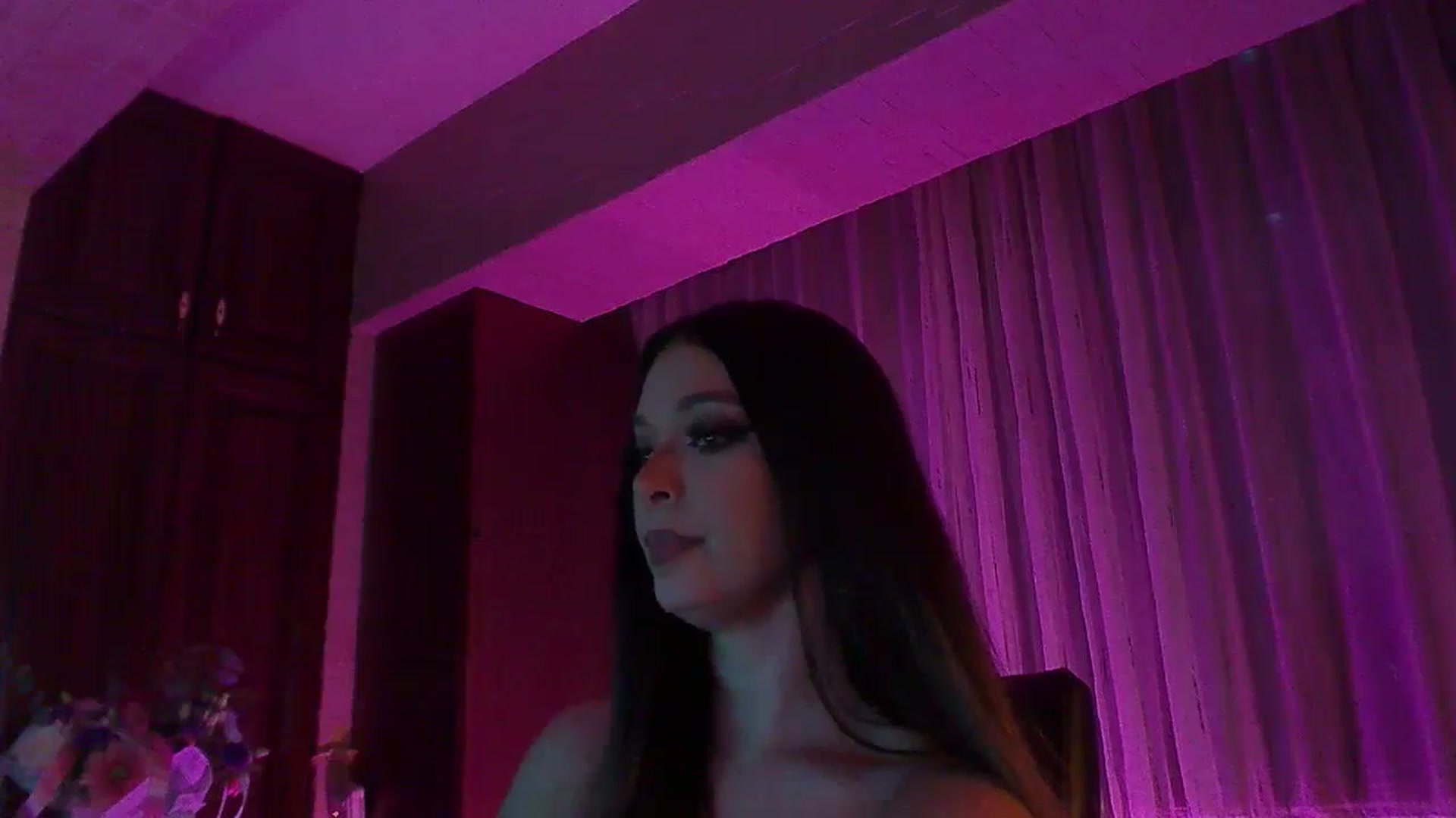 Gallery image thumbnail from No_bo_dy's myfreecams stream on, 11/08/2025, 01:39 image 9 of 20