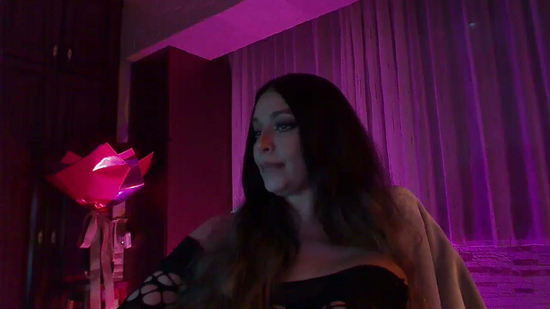Gallery image thumbnail from No_bo_dy's myfreecams stream on, 11/09/2025, 05:42 image 4 of 20