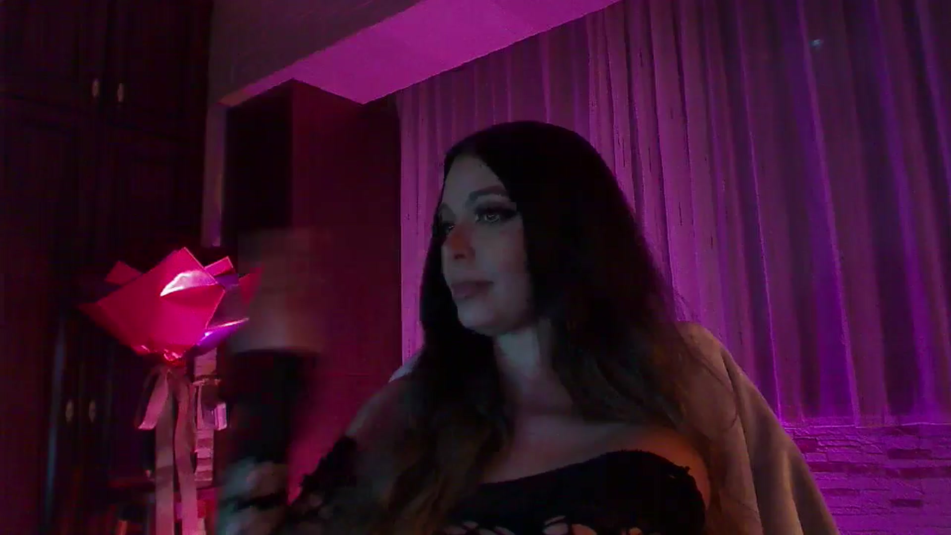 Gallery image thumbnail from No_bo_dy's myfreecams stream on, 11/09/2025, 05:42 image 6 of 20