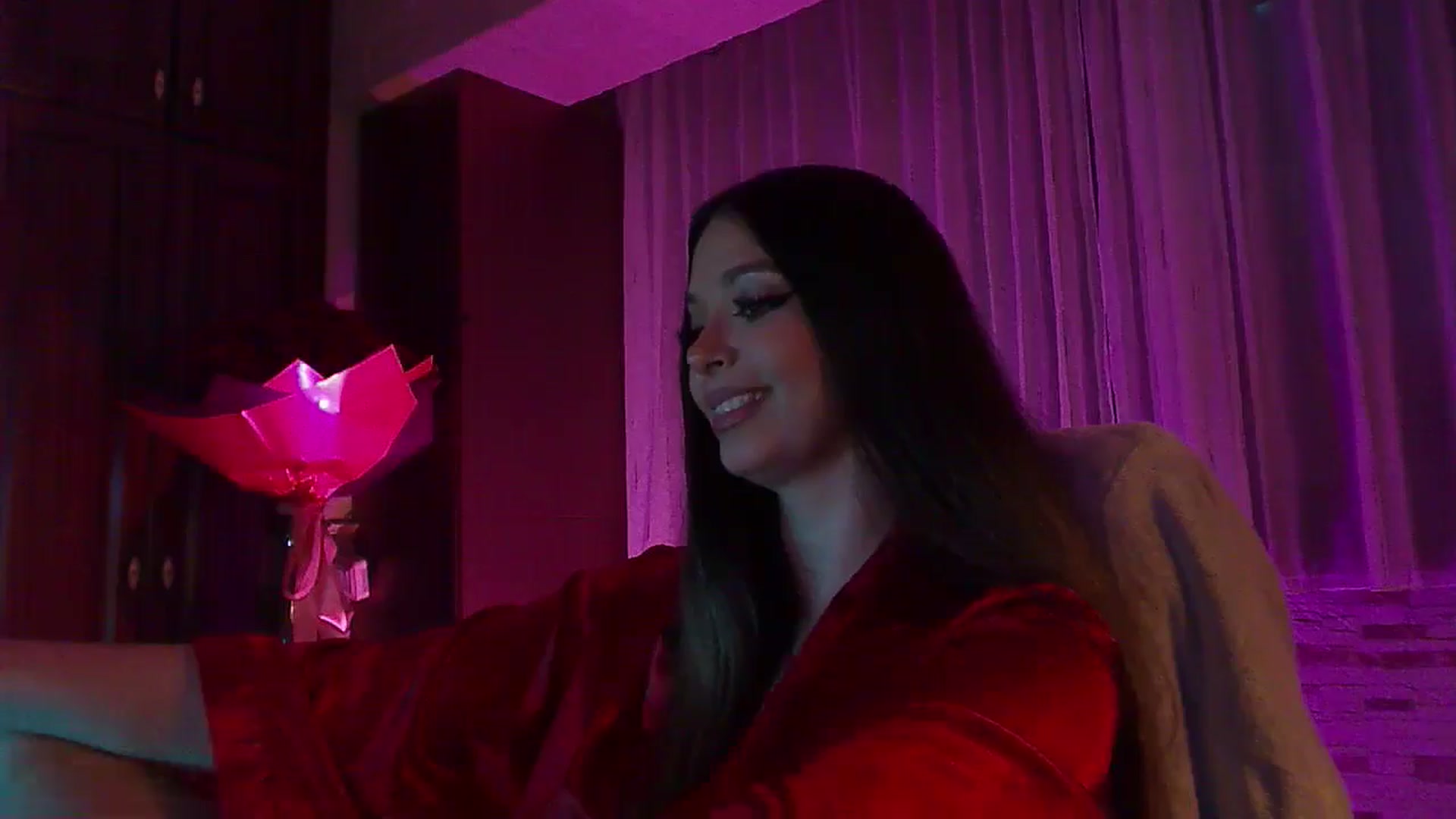 Gallery image thumbnail from No_bo_dy's myfreecams stream on, 11/10/2025, 04:24 image 15 of 20