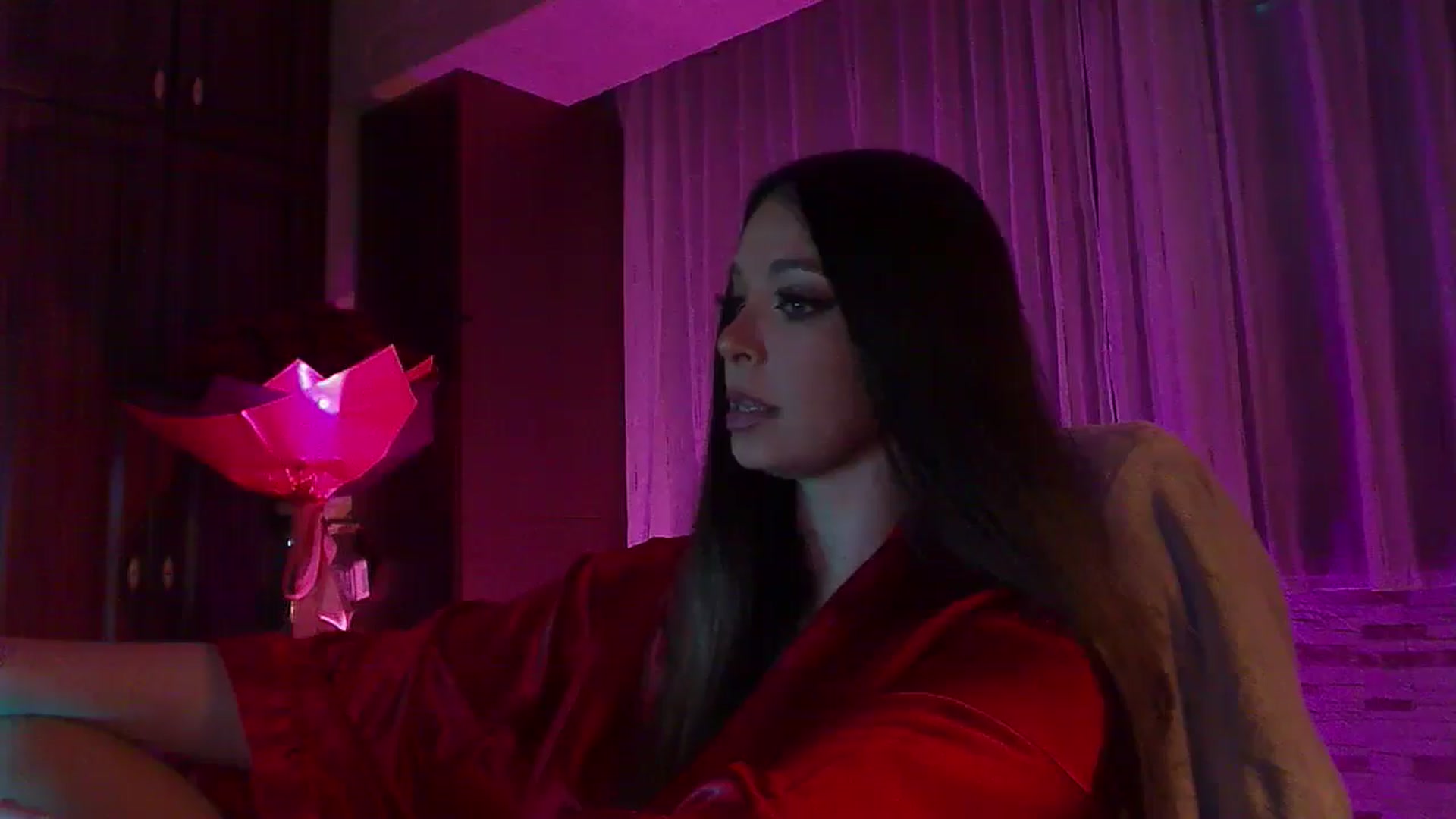 Gallery image thumbnail from No_bo_dy's myfreecams stream on, 11/10/2025, 04:24 image 8 of 20