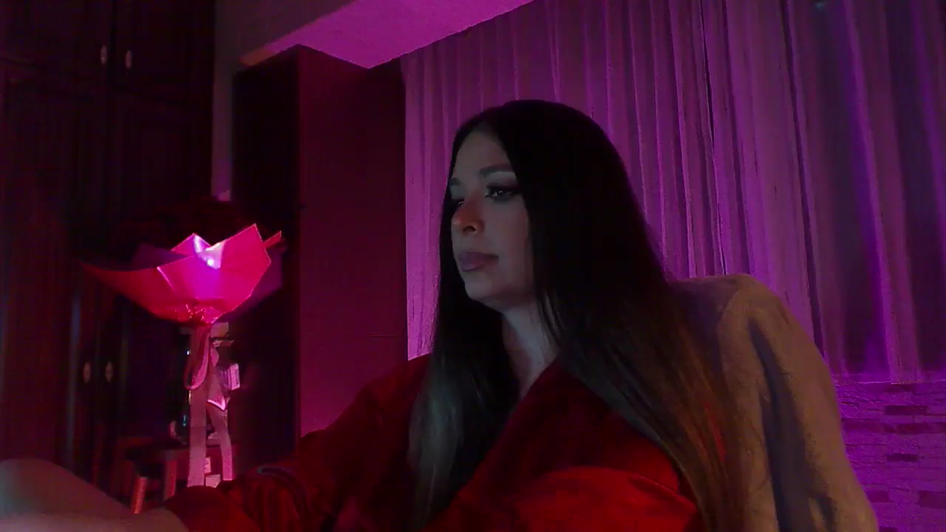 Gallery image thumbnail from No_bo_dy's myfreecams stream on, 11/10/2025, 04:24 image 1 of 20