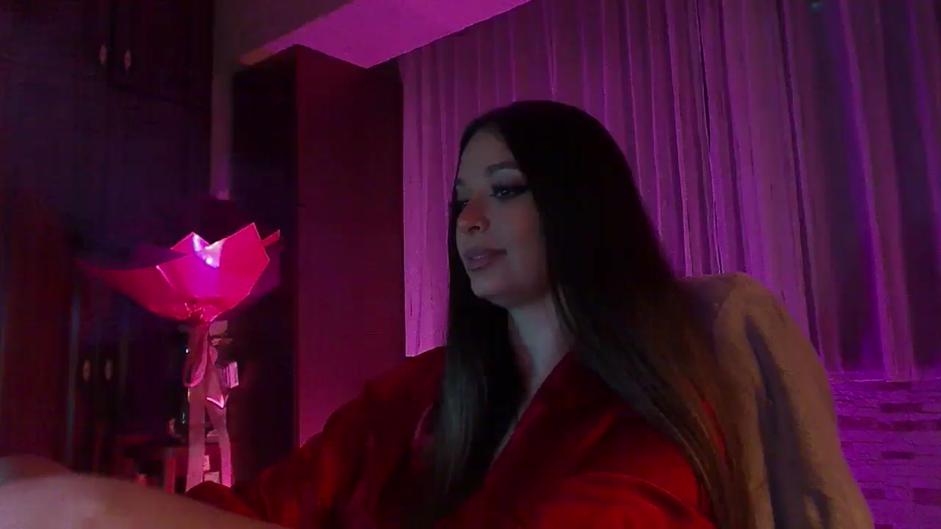 Gallery image thumbnail from No_bo_dy's myfreecams stream on, 11/10/2025, 04:24 image 9 of 20