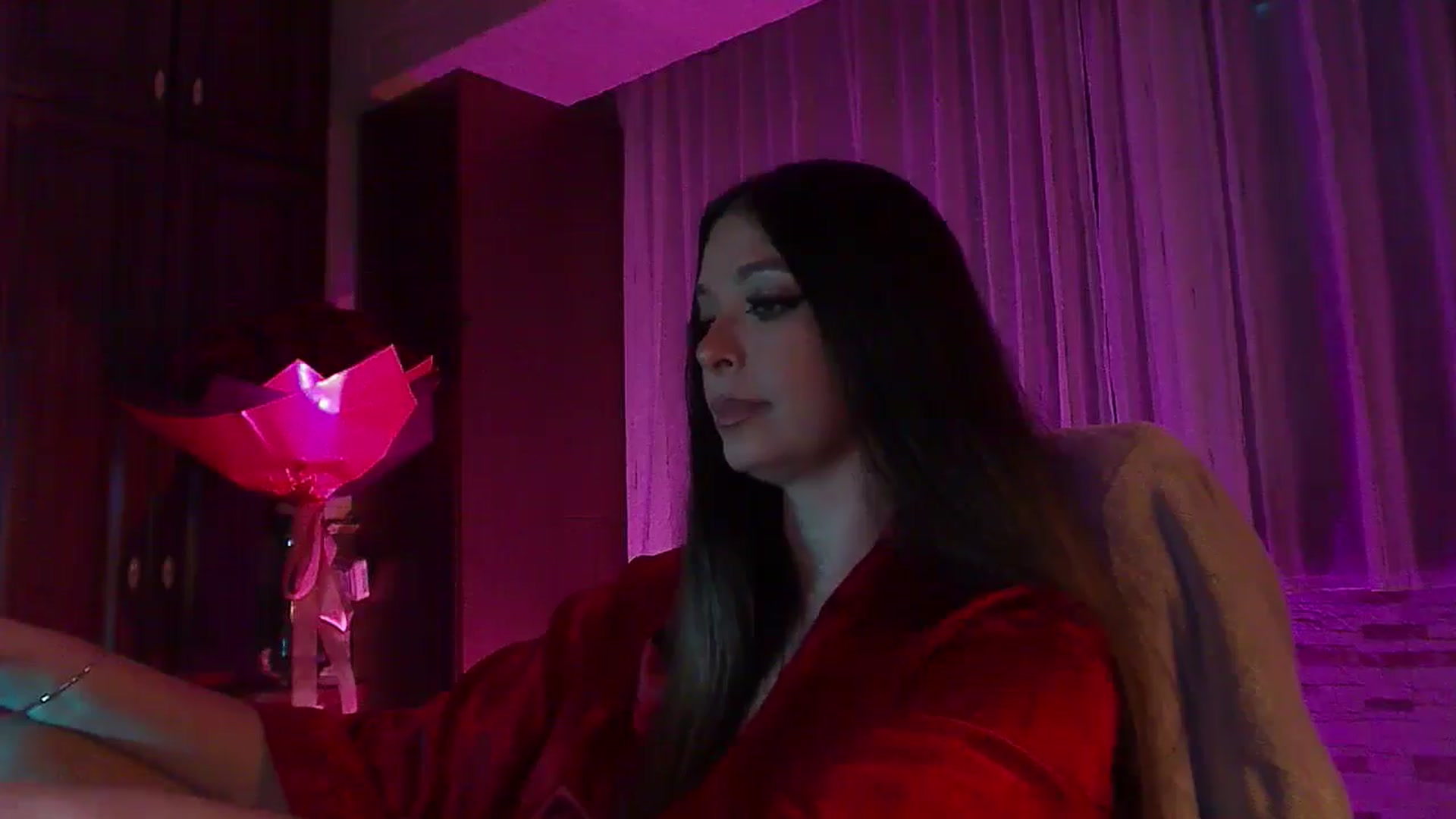 Gallery image thumbnail from No_bo_dy's myfreecams stream on, 11/10/2025, 04:24 image 14 of 20