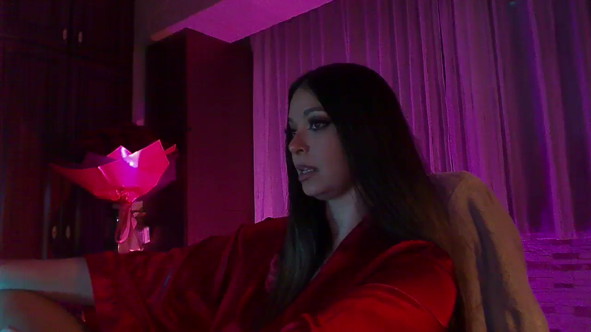 Gallery image thumbnail from No_bo_dy's myfreecams stream on, 11/10/2025, 04:24 image 10 of 20