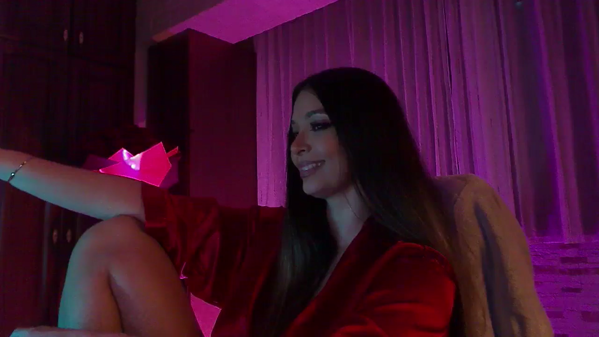 Gallery image thumbnail from No_bo_dy's myfreecams stream on, 11/10/2025, 04:52 image 8 of 20