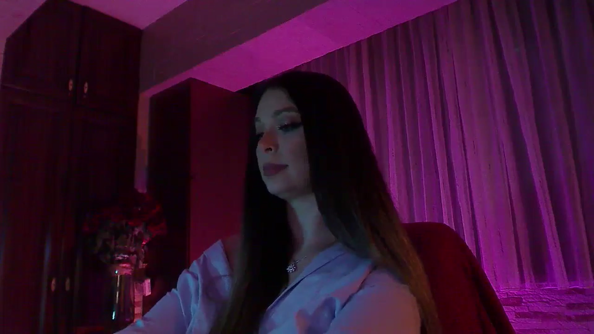 Gallery image thumbnail from No_bo_dy's myfreecams stream on, 11/16/2025, 04:34 image 8 of 20
