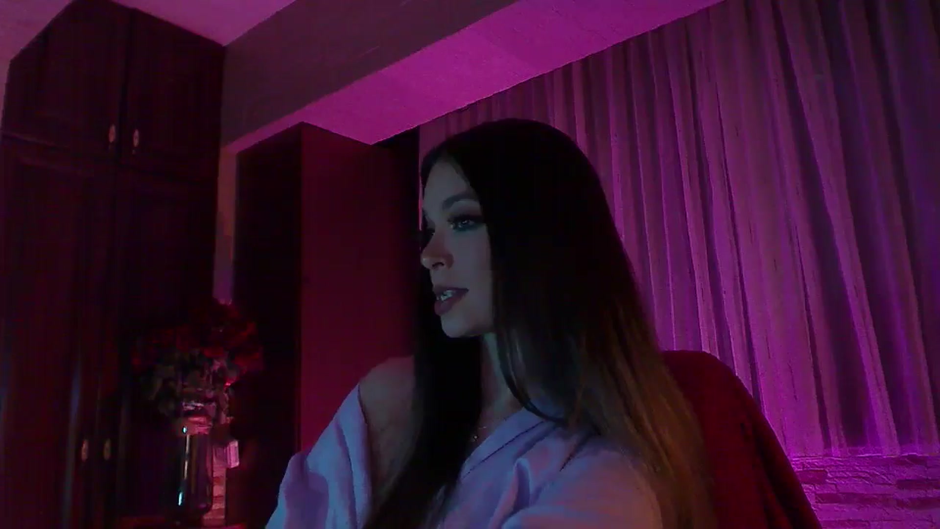 Gallery image thumbnail from No_bo_dy's myfreecams stream on, 11/16/2025, 04:34 image 4 of 20