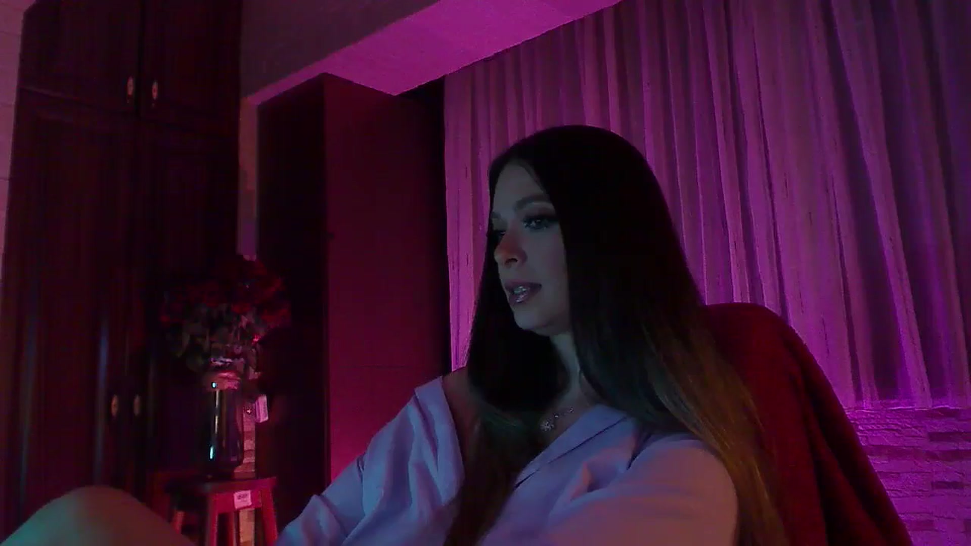 Gallery image thumbnail from No_bo_dy's myfreecams stream on, 11/16/2025, 04:34 image 15 of 20