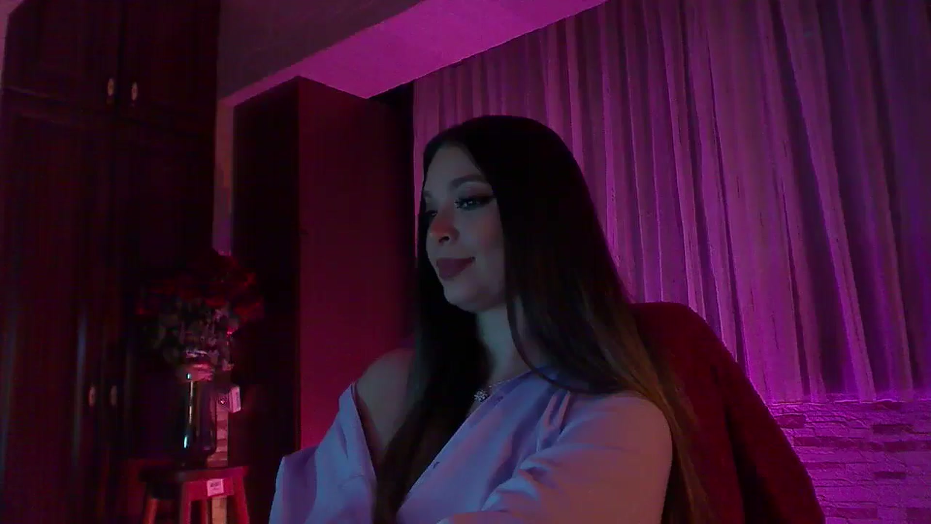 Gallery image thumbnail from No_bo_dy's myfreecams stream on, 11/16/2025, 04:34 image 1 of 20