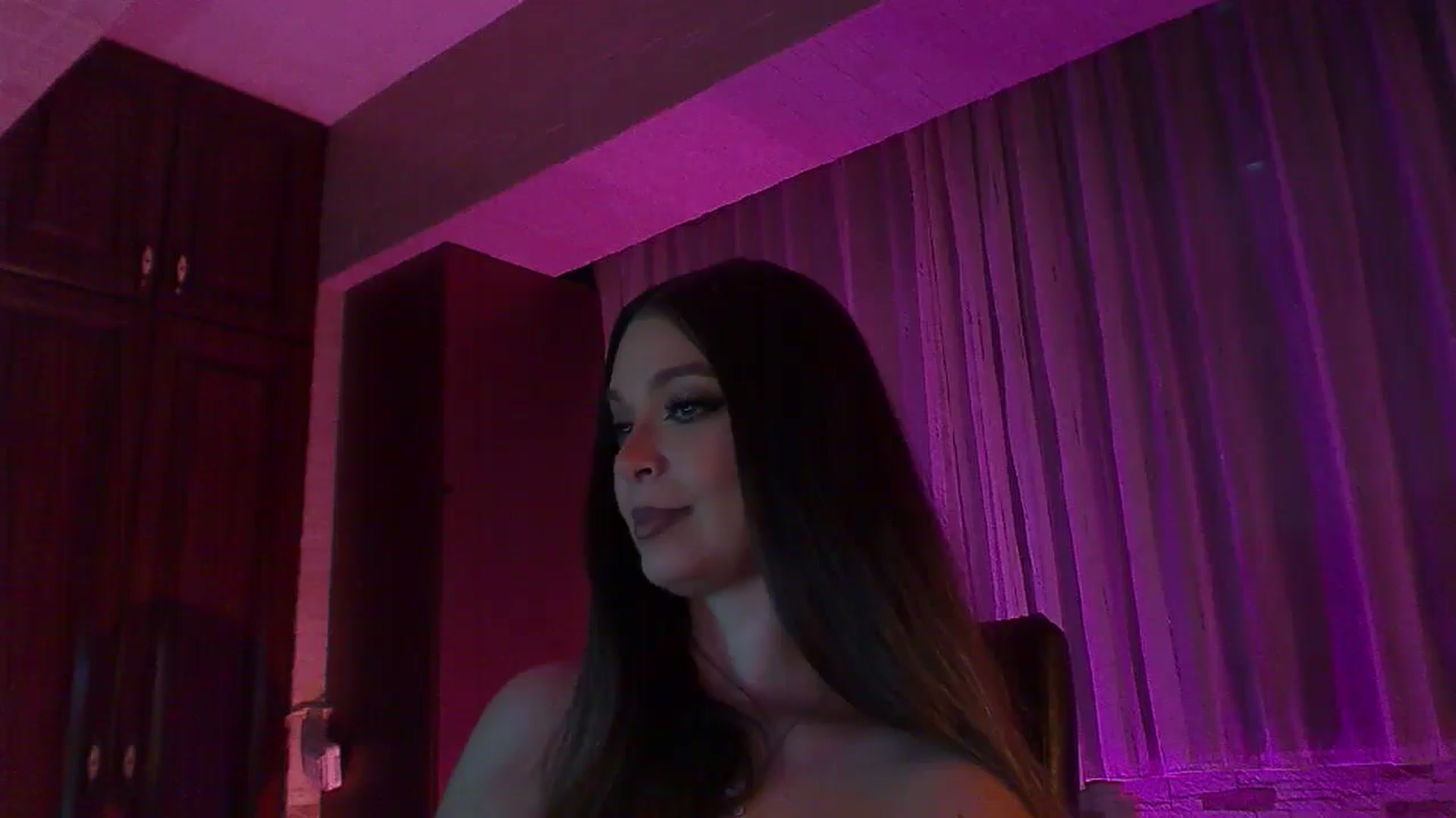 Gallery image thumbnail from No_bo_dy's myfreecams stream on, 11/22/2025, 03:43 image 5 of 20