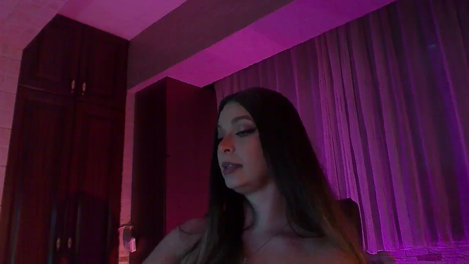 Gallery image thumbnail from No_bo_dy's myfreecams stream on, 11/22/2025, 03:58 image 19 of 20