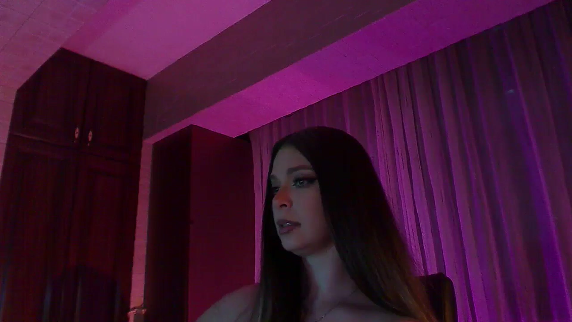 Gallery image thumbnail from No_bo_dy's myfreecams stream on, 11/22/2025, 03:58 image 2 of 20