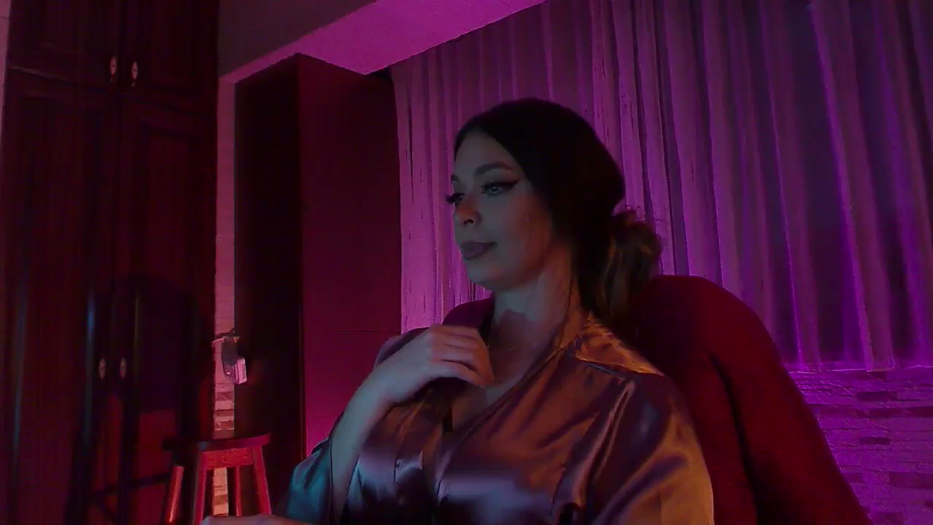 Gallery image thumbnail from No_bo_dy's myfreecams stream on, 11/23/2025, 02:26 image 15 of 20
