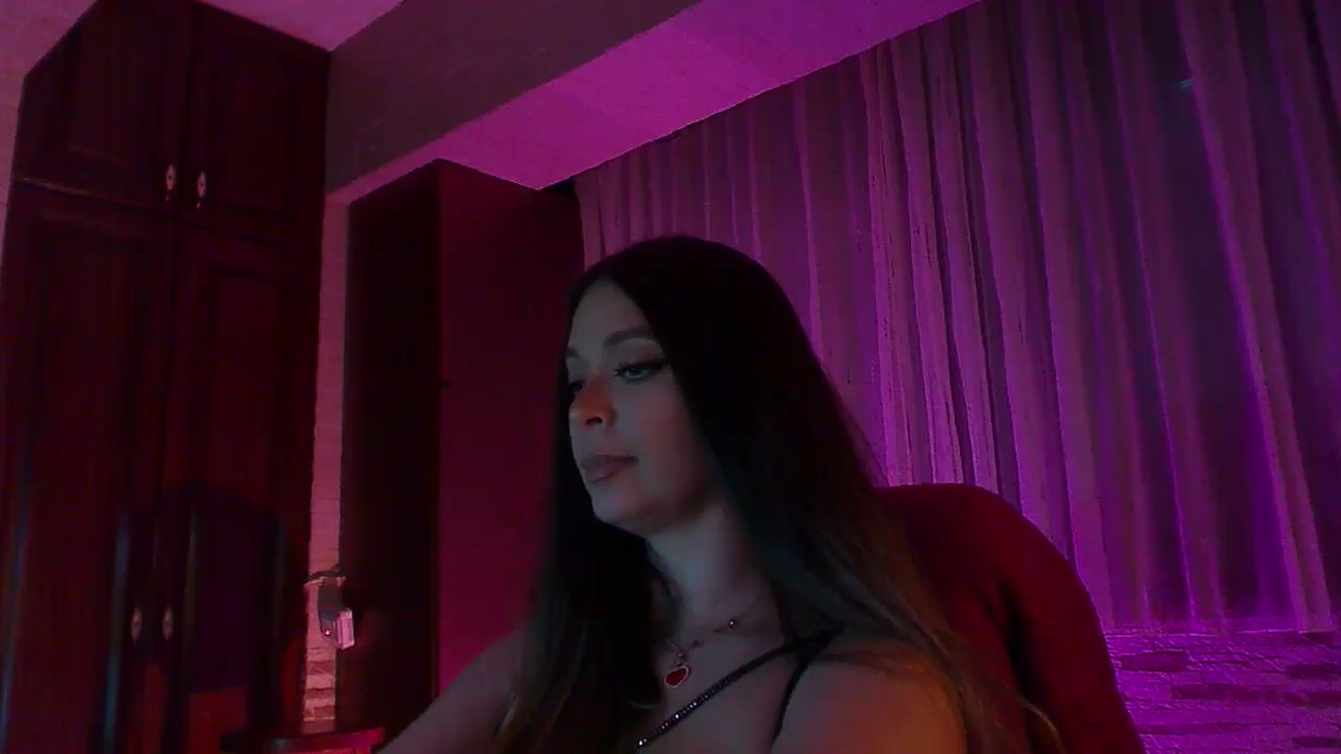 Gallery image thumbnail from No_bo_dy's myfreecams stream on, 11/23/2025, 04:10 image 19 of 20