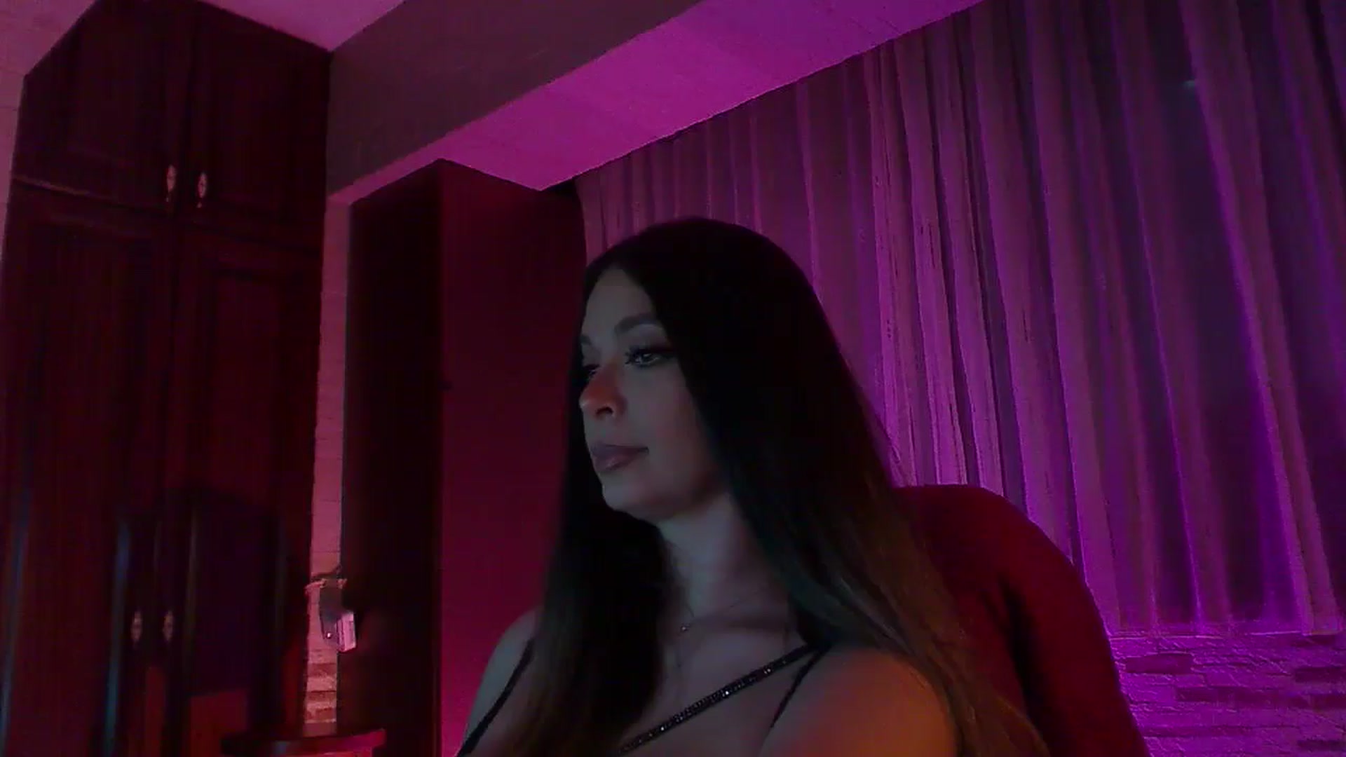 Gallery image thumbnail from No_bo_dy's myfreecams stream on, 11/23/2025, 04:10 image 7 of 20
