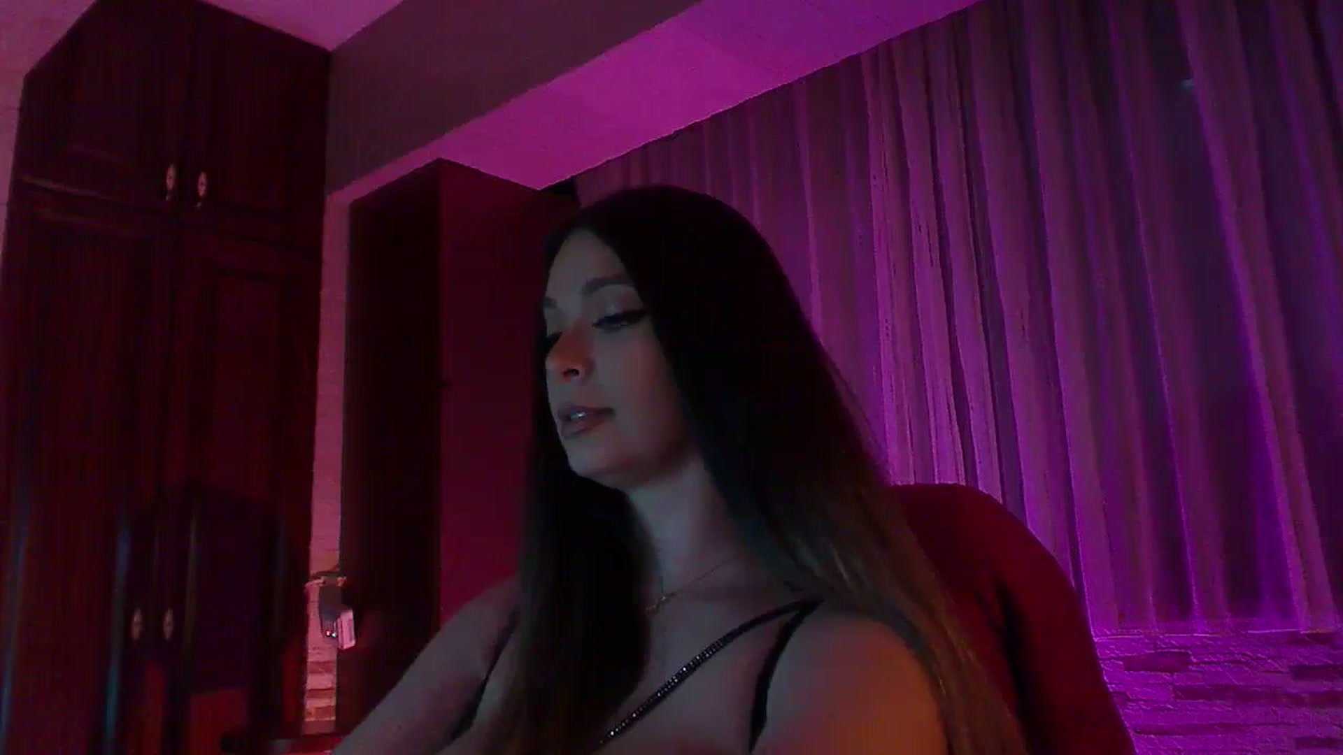 Gallery image thumbnail from No_bo_dy's myfreecams stream on, 11/23/2025, 04:10 image 4 of 20