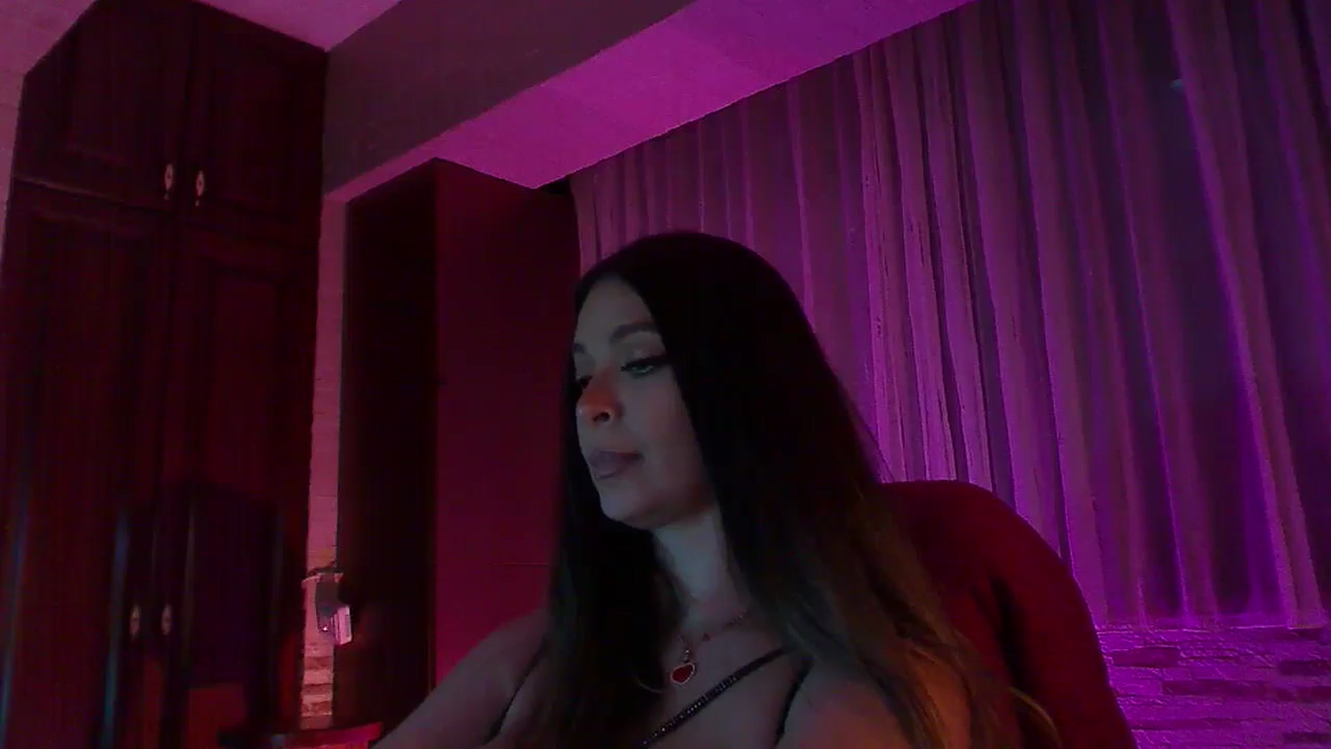 Gallery image thumbnail from No_bo_dy's myfreecams stream on, 11/23/2025, 04:10 image 16 of 20