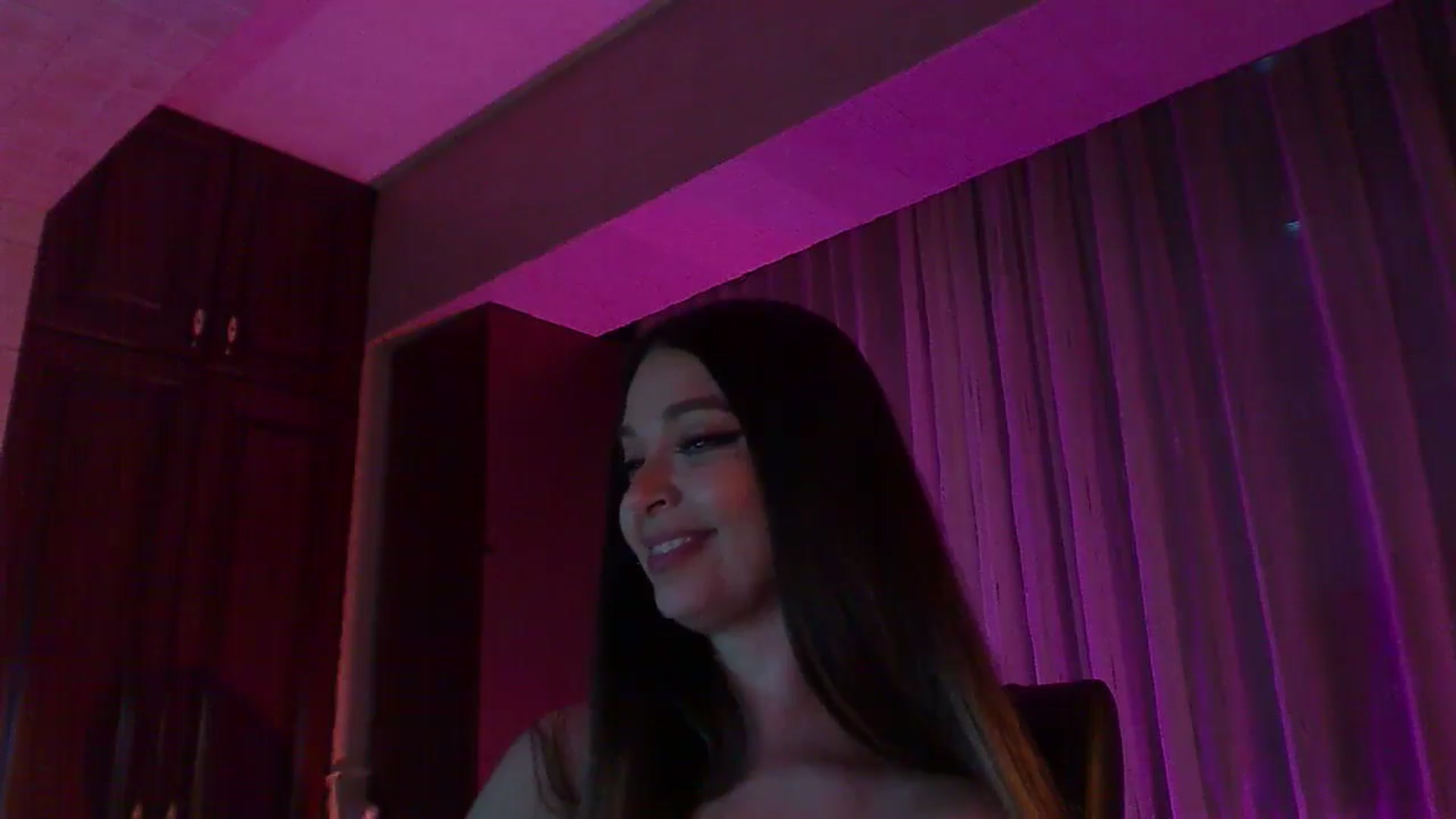 Gallery image thumbnail from No_bo_dy's myfreecams stream on, 11/29/2025, 04:52 image 14 of 20
