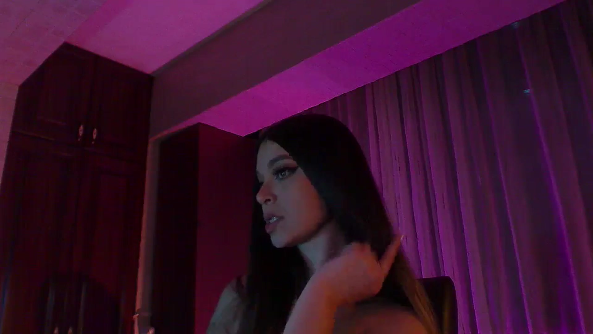Gallery image thumbnail from No_bo_dy's myfreecams stream on, 11/29/2025, 04:52 image 13 of 20