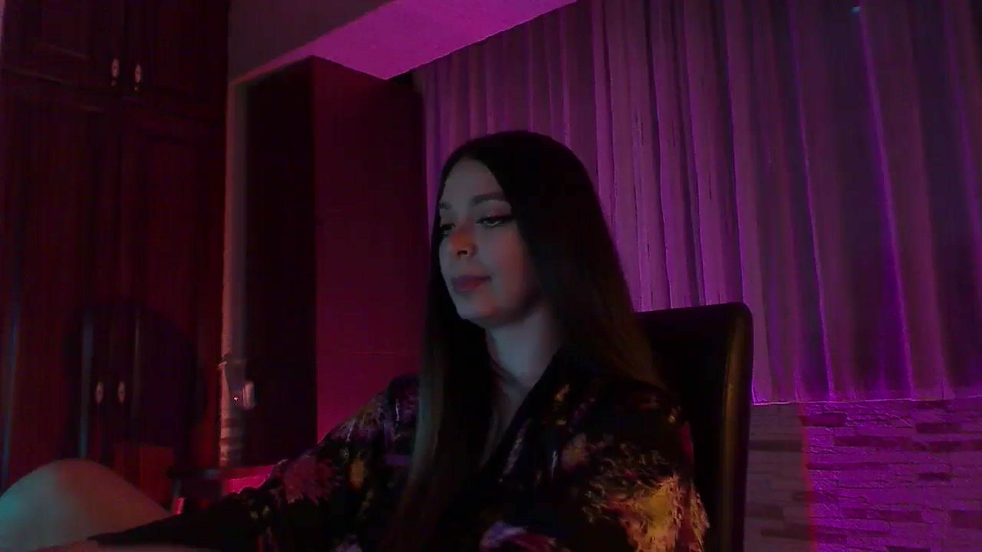 Gallery image thumbnail from No_bo_dy's myfreecams stream on, 11/29/2025, 04:52 image 2 of 20