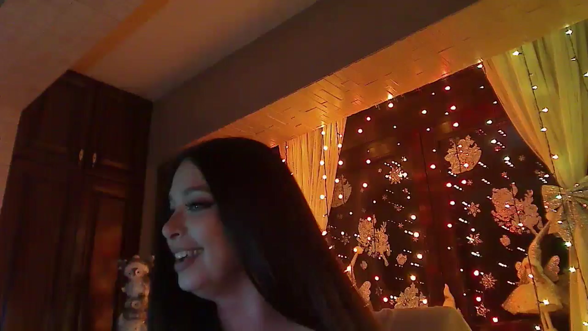 Gallery image thumbnail from No_bo_dy's myfreecams stream on, 12/14/2025, 05:02 image 20 of 20