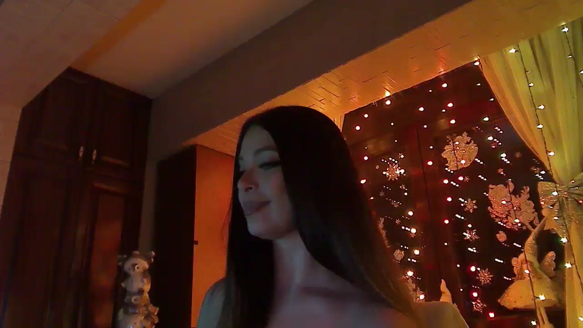 Gallery image thumbnail from No_bo_dy's myfreecams stream on, 12/14/2025, 05:02 image 17 of 20