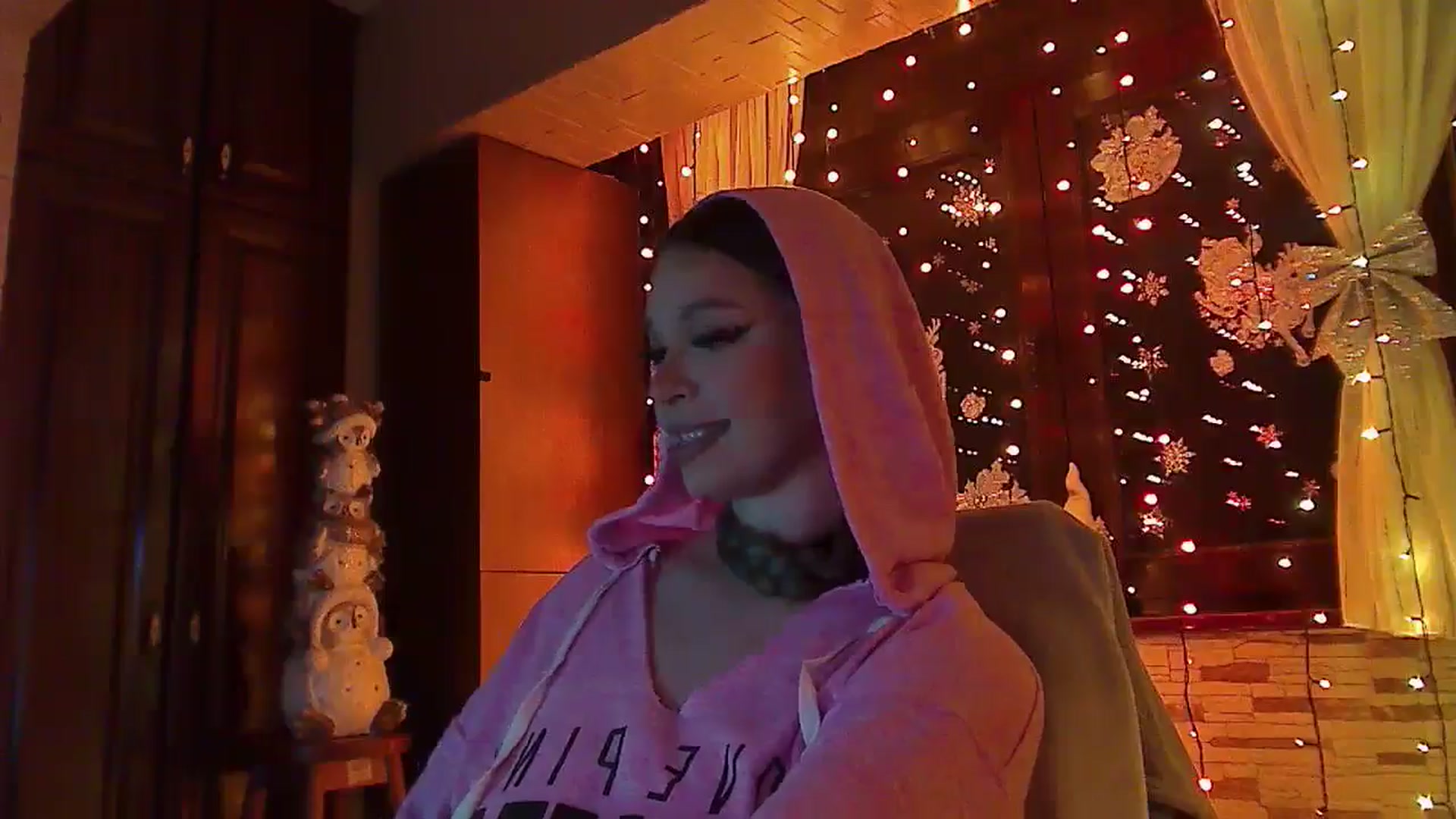 Gallery image thumbnail from No_bo_dy's myfreecams stream on, 01/04/2026, 01:33 image 4 of 20