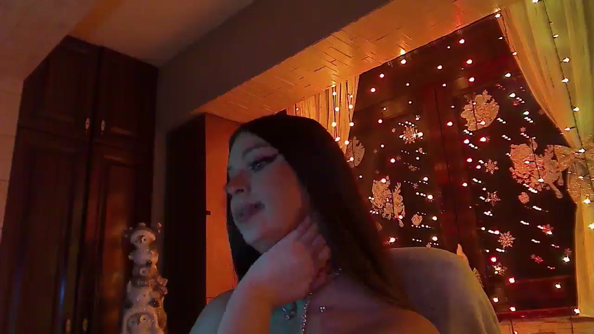 Gallery image thumbnail from No_bo_dy's myfreecams stream on, 01/10/2026, 03:53 image 17 of 20