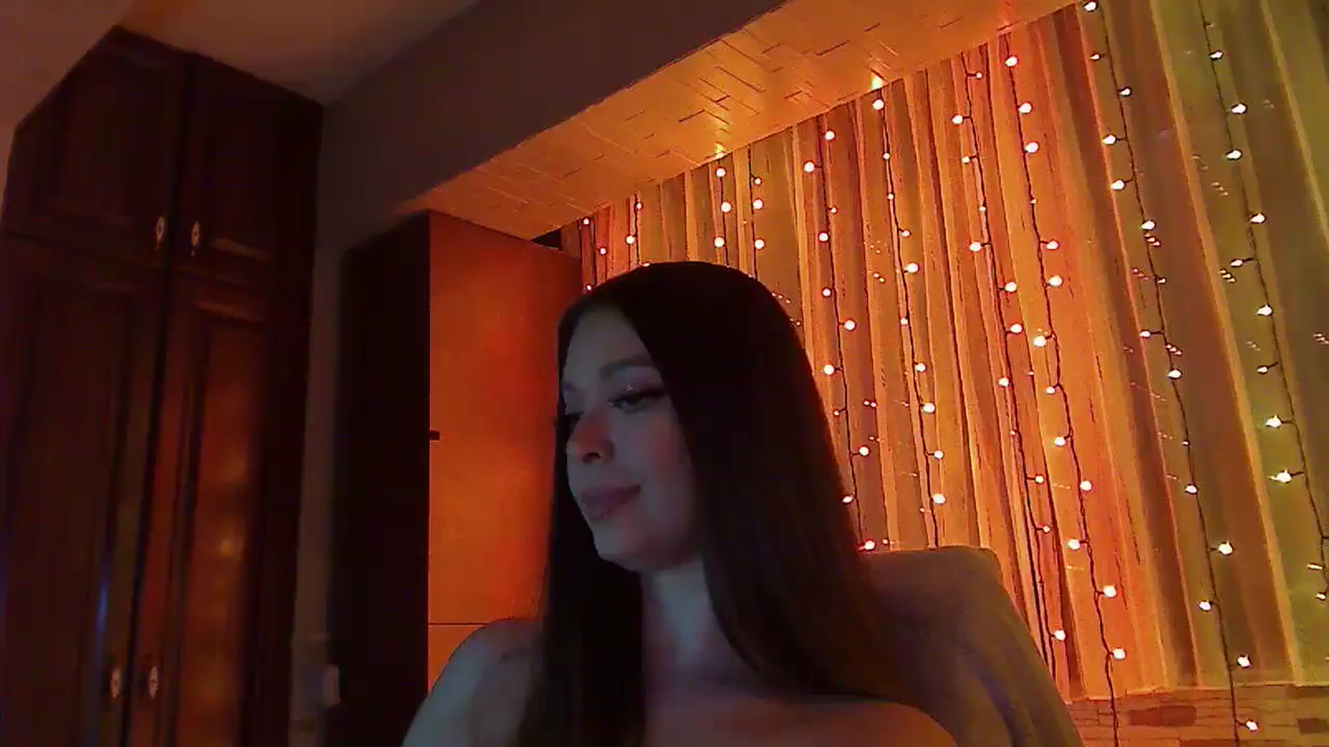 Gallery image thumbnail from No_bo_dy's myfreecams stream on, 01/17/2026, 04:15 image 17 of 20