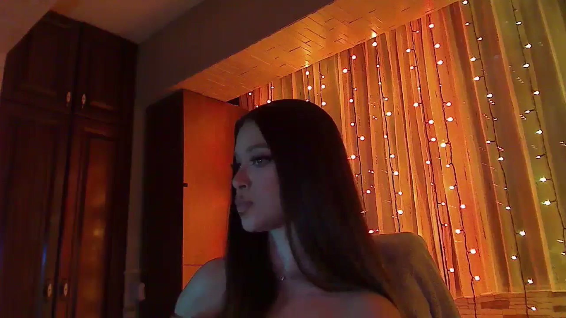 Gallery image thumbnail from No_bo_dy's myfreecams stream on, 01/17/2026, 04:15 image 2 of 20