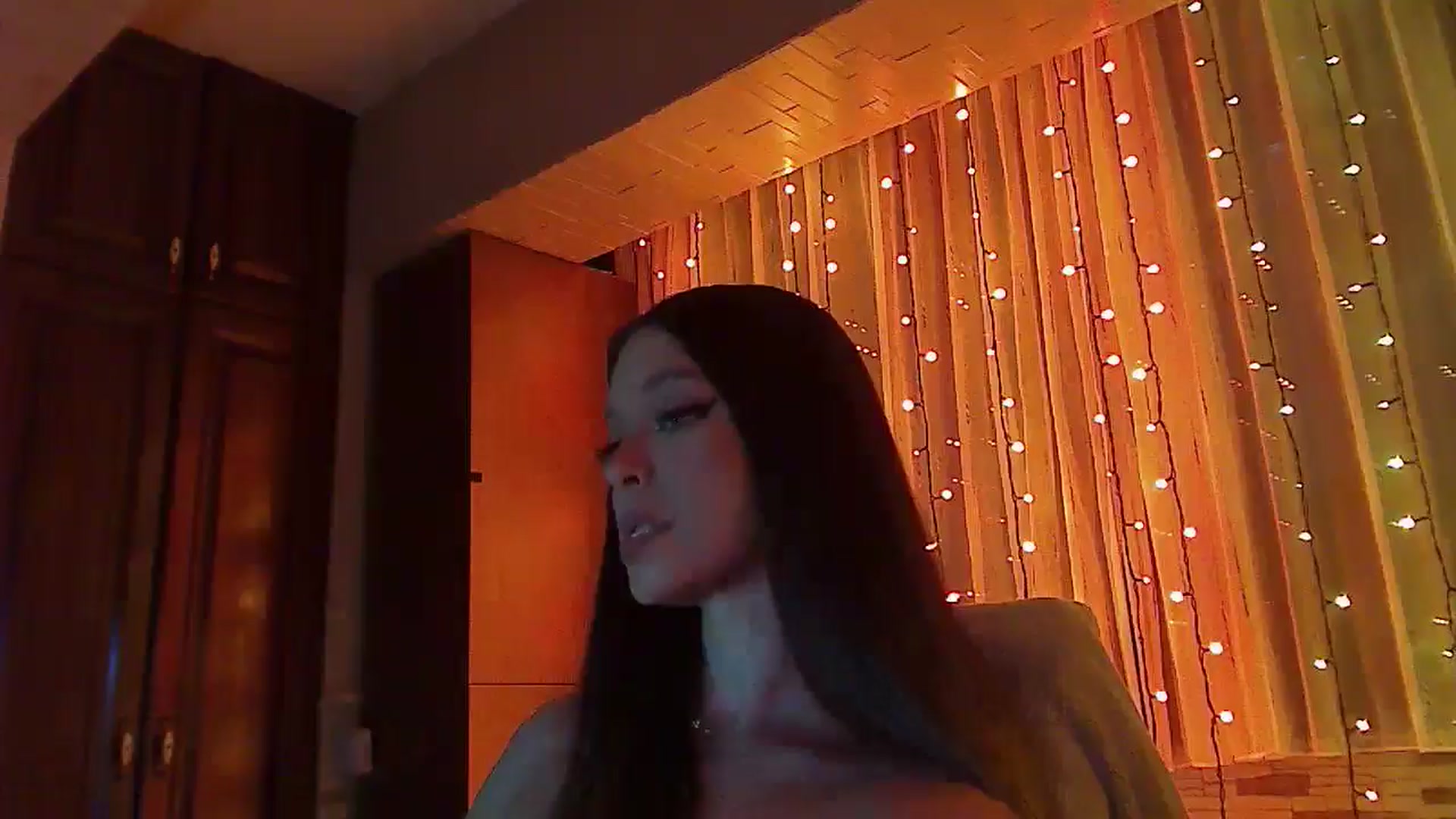 Gallery image thumbnail from No_bo_dy's myfreecams stream on, 01/17/2026, 04:15 image 13 of 20