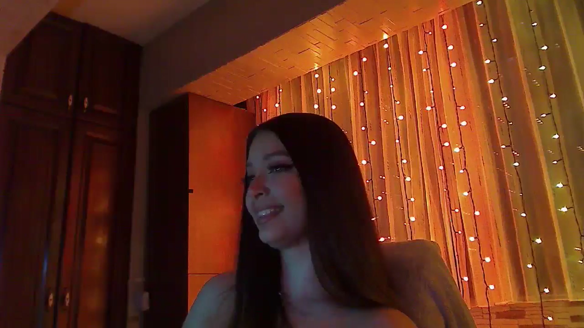Gallery image thumbnail from No_bo_dy's myfreecams stream on, 01/17/2026, 04:15 image 15 of 20