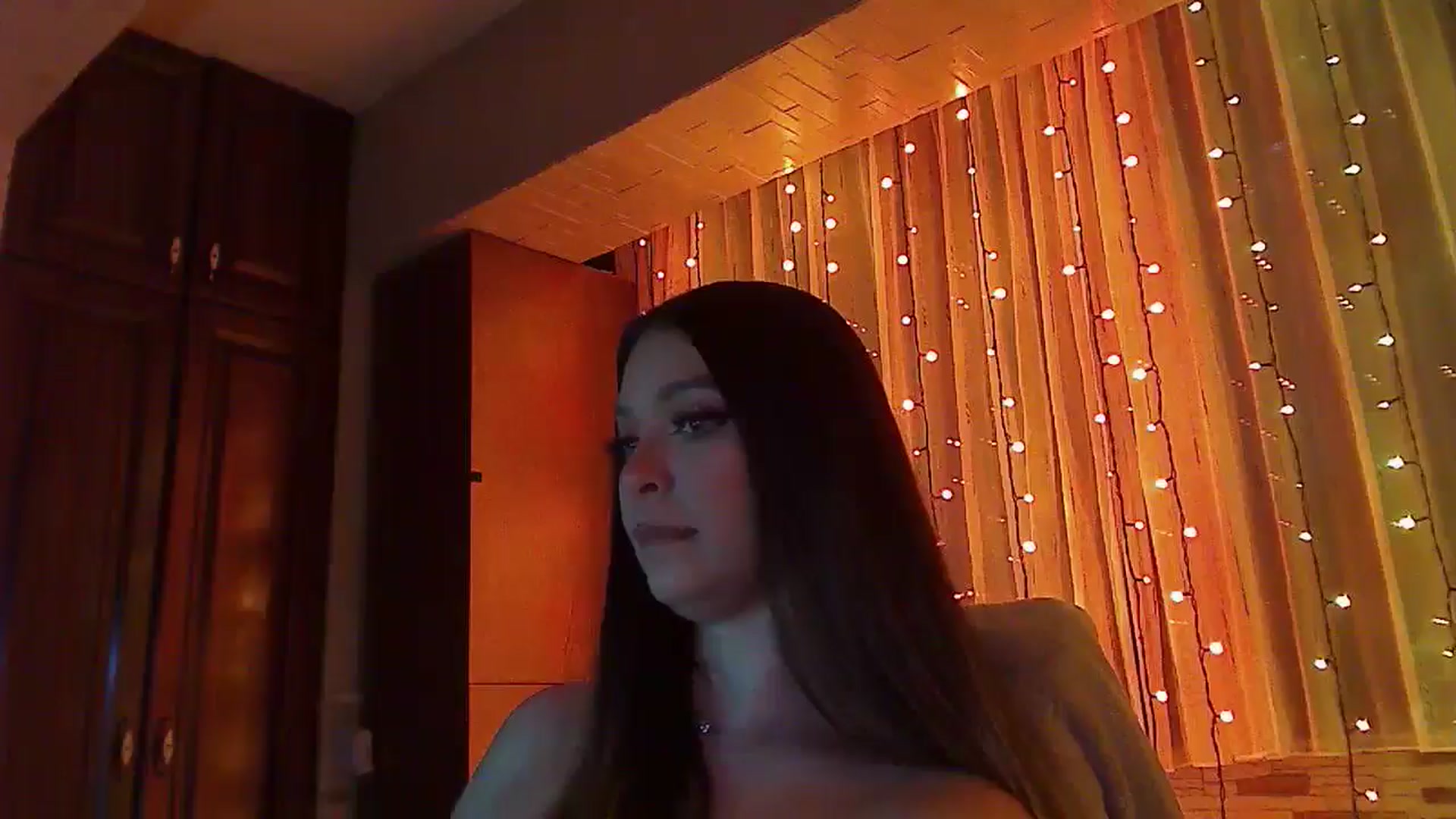 Gallery image thumbnail from No_bo_dy's myfreecams stream on, 01/17/2026, 04:15 image 9 of 20