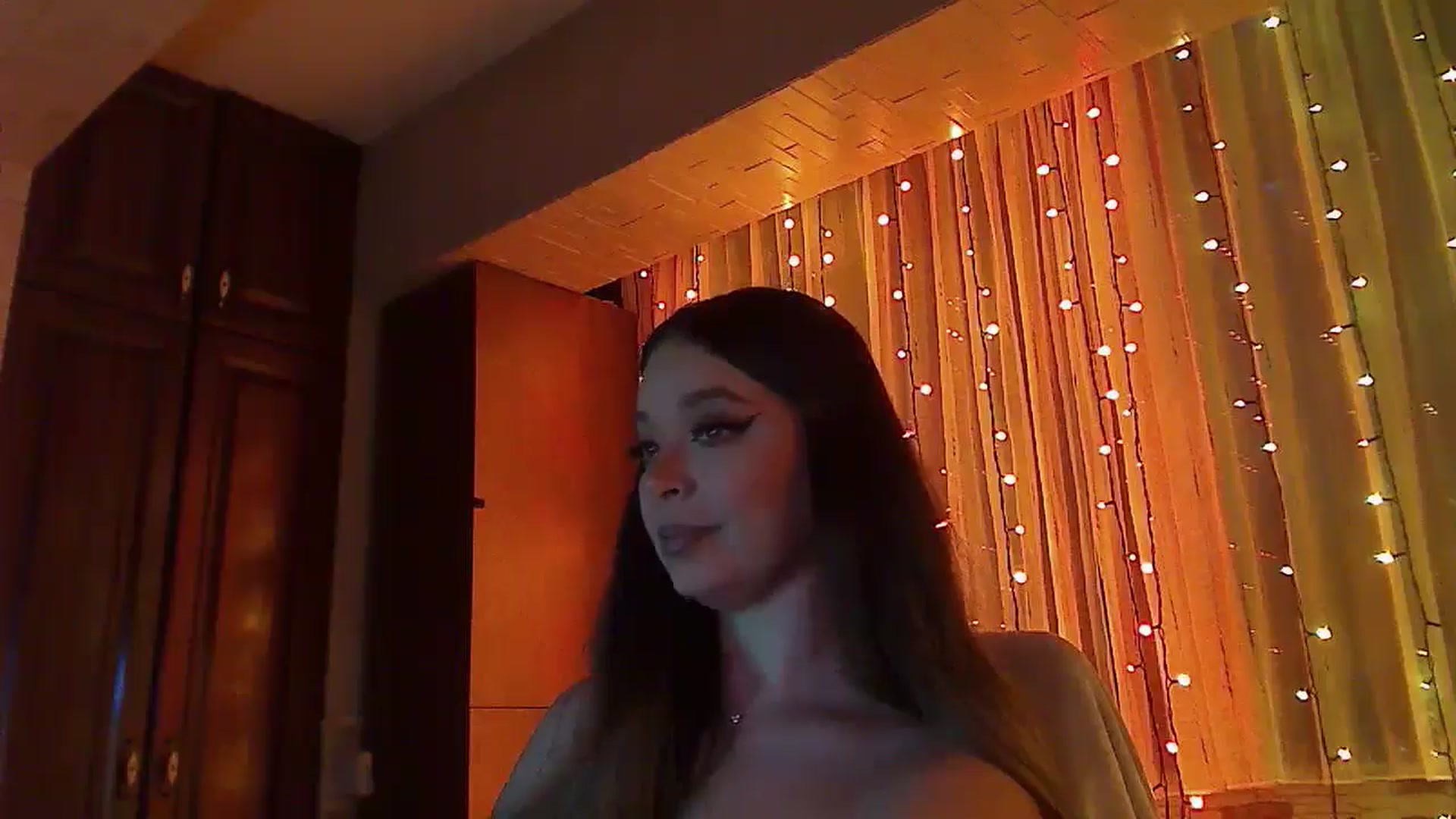 Gallery image thumbnail from No_bo_dy's myfreecams stream on, 01/18/2026, 24:00 image 6 of 20