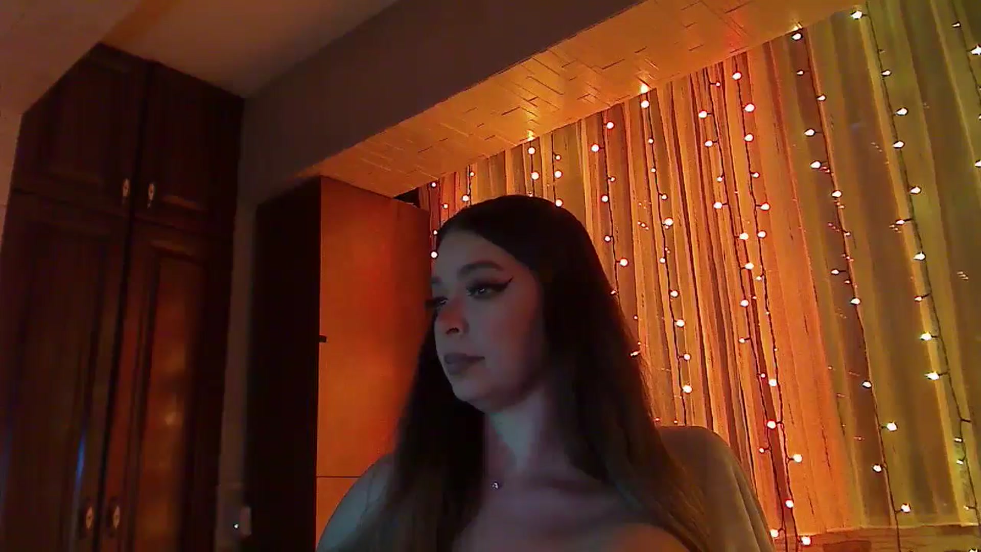 Gallery image thumbnail from No_bo_dy's myfreecams stream on, 01/18/2026, 24:00 image 2 of 20