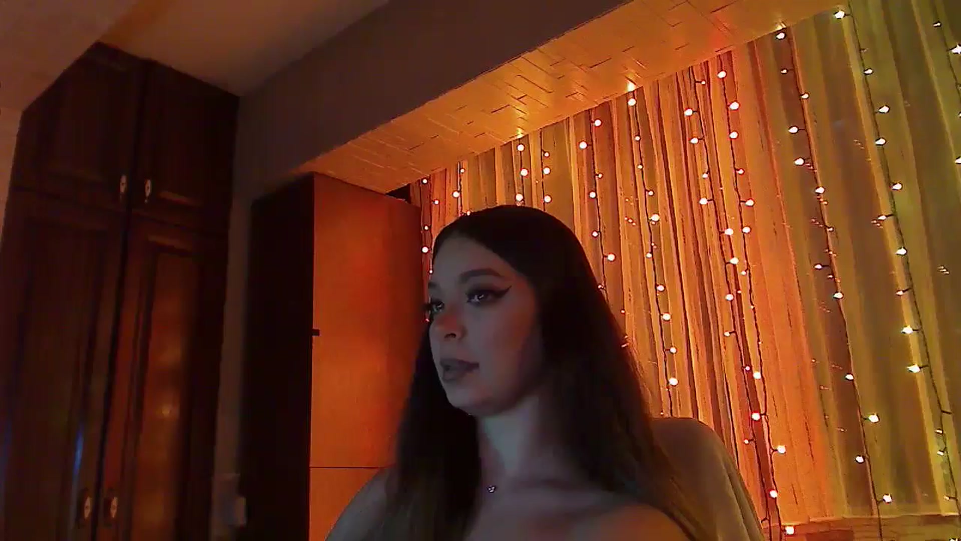 Gallery image thumbnail from No_bo_dy's myfreecams stream on, 01/18/2026, 24:00 image 19 of 20