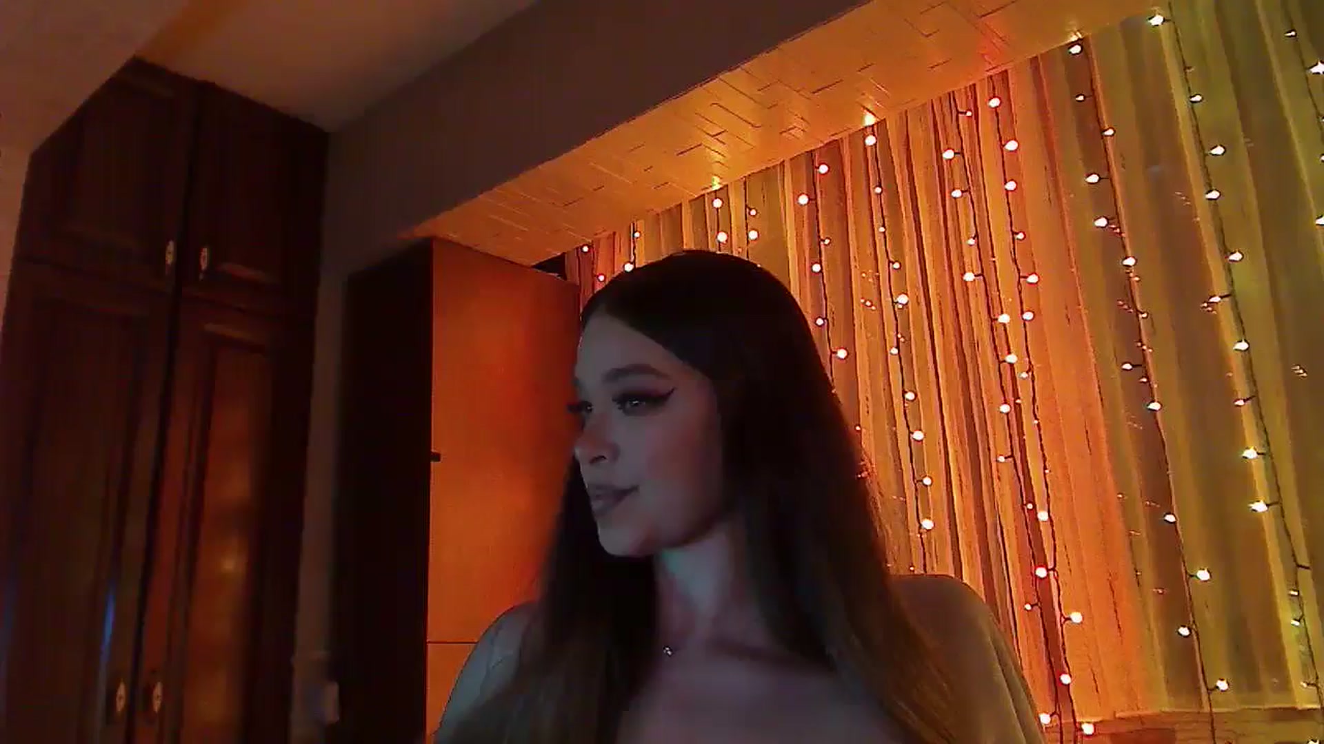 Gallery image thumbnail from No_bo_dy's myfreecams stream on, 01/18/2026, 24:00 image 1 of 20